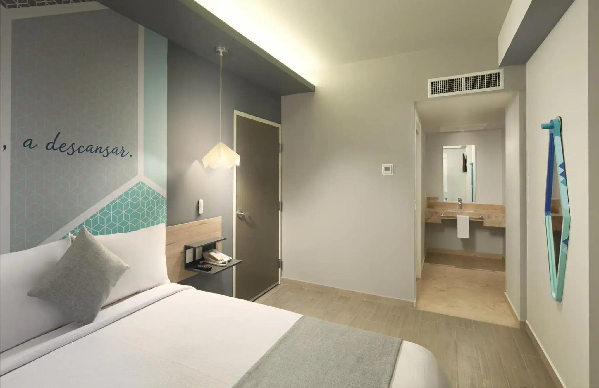 Photo of the whole room, Bed in One Acapulco Diamante Photo of the whole room, Bed in One Acapulco Diamante