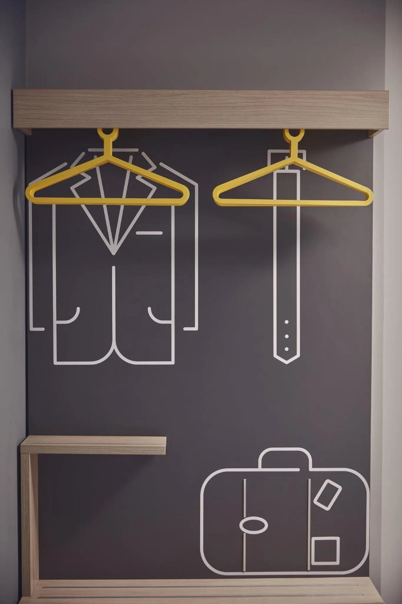 Photo of the whole room in One Acapulco Diamante