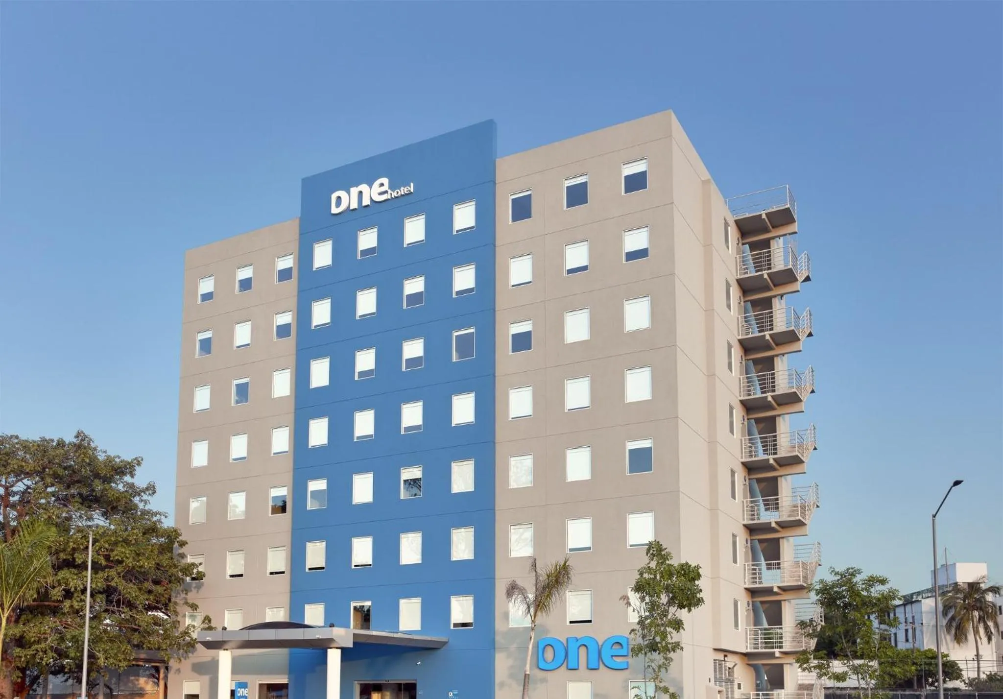 Property building in One Acapulco Diamante