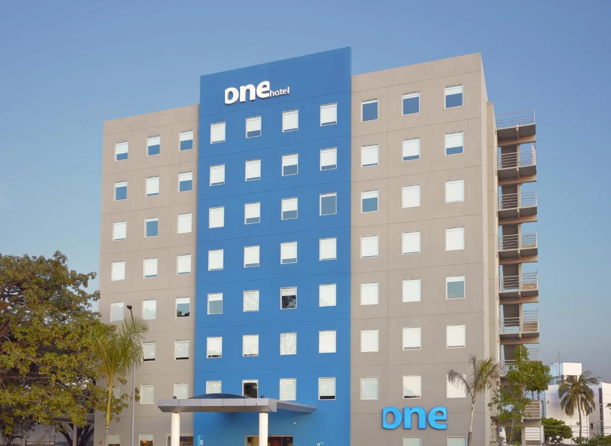 Property building in One Acapulco Diamante