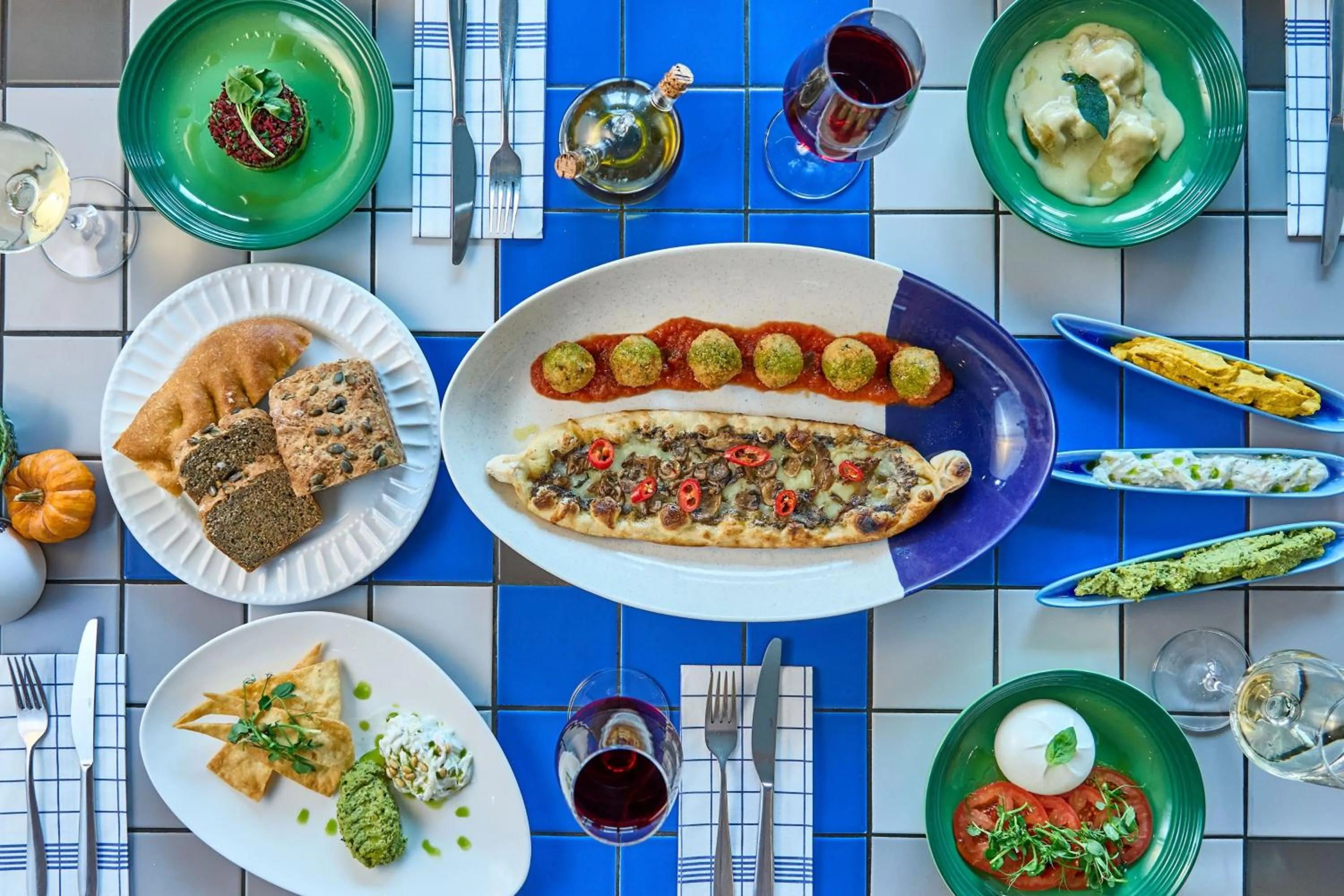 Restaurant/places to eat in London Heathrow Marriott Hotel