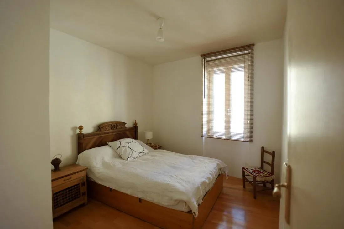 Bed in la chambre claire