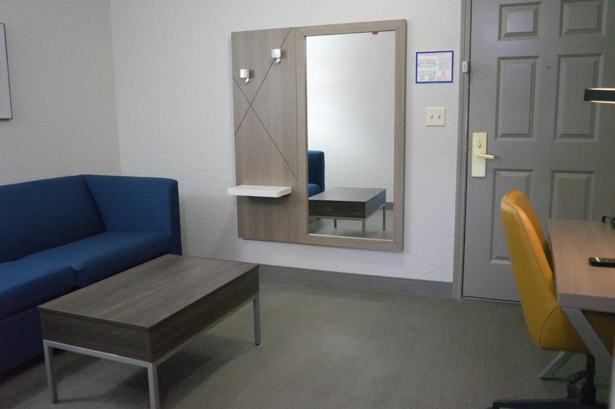 Photo of the whole room in Holiday Inn Express & Suites Lakeland North I-4 by IHG