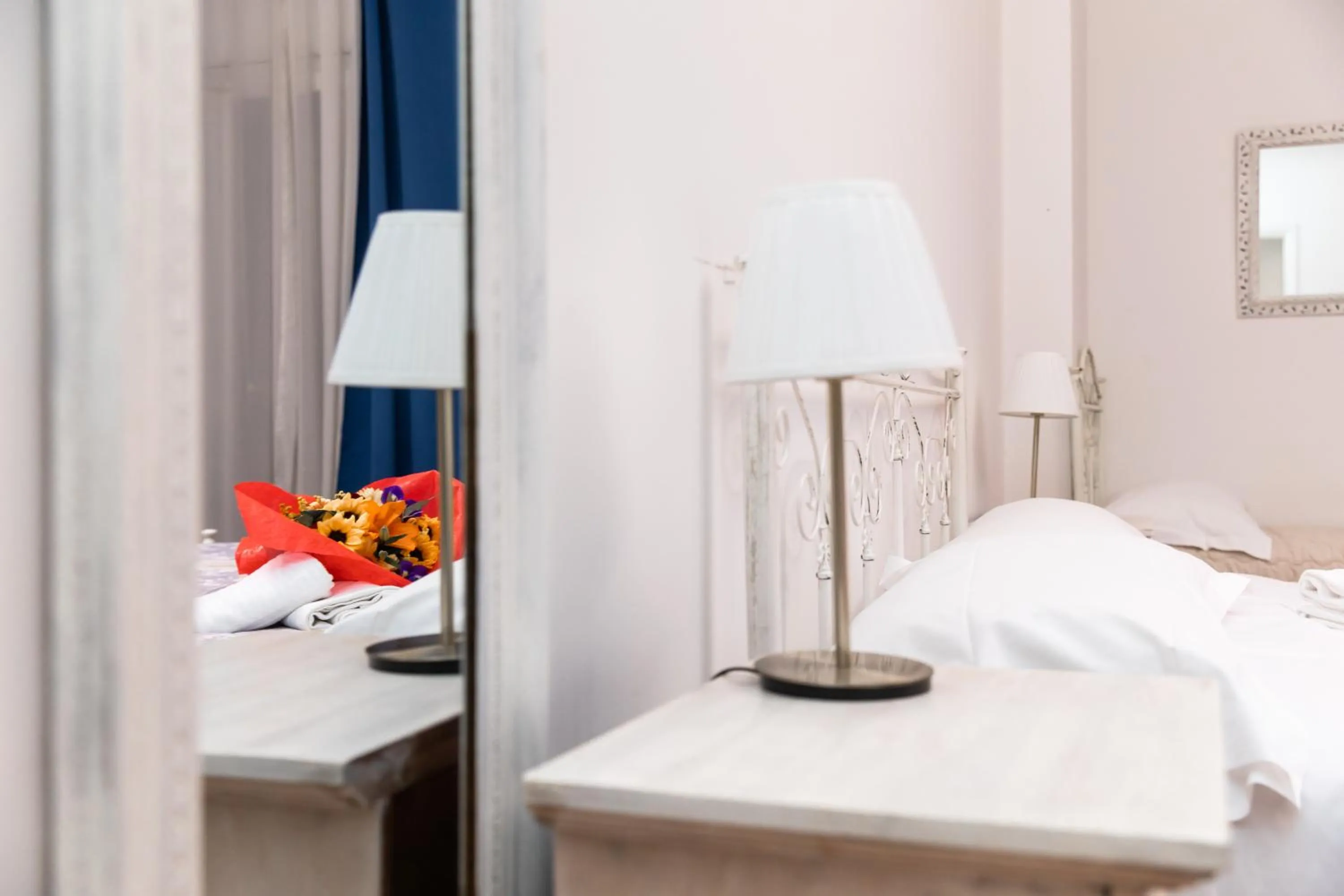 Decorative detail, Bed in L'Imperiale RomaTrastevere