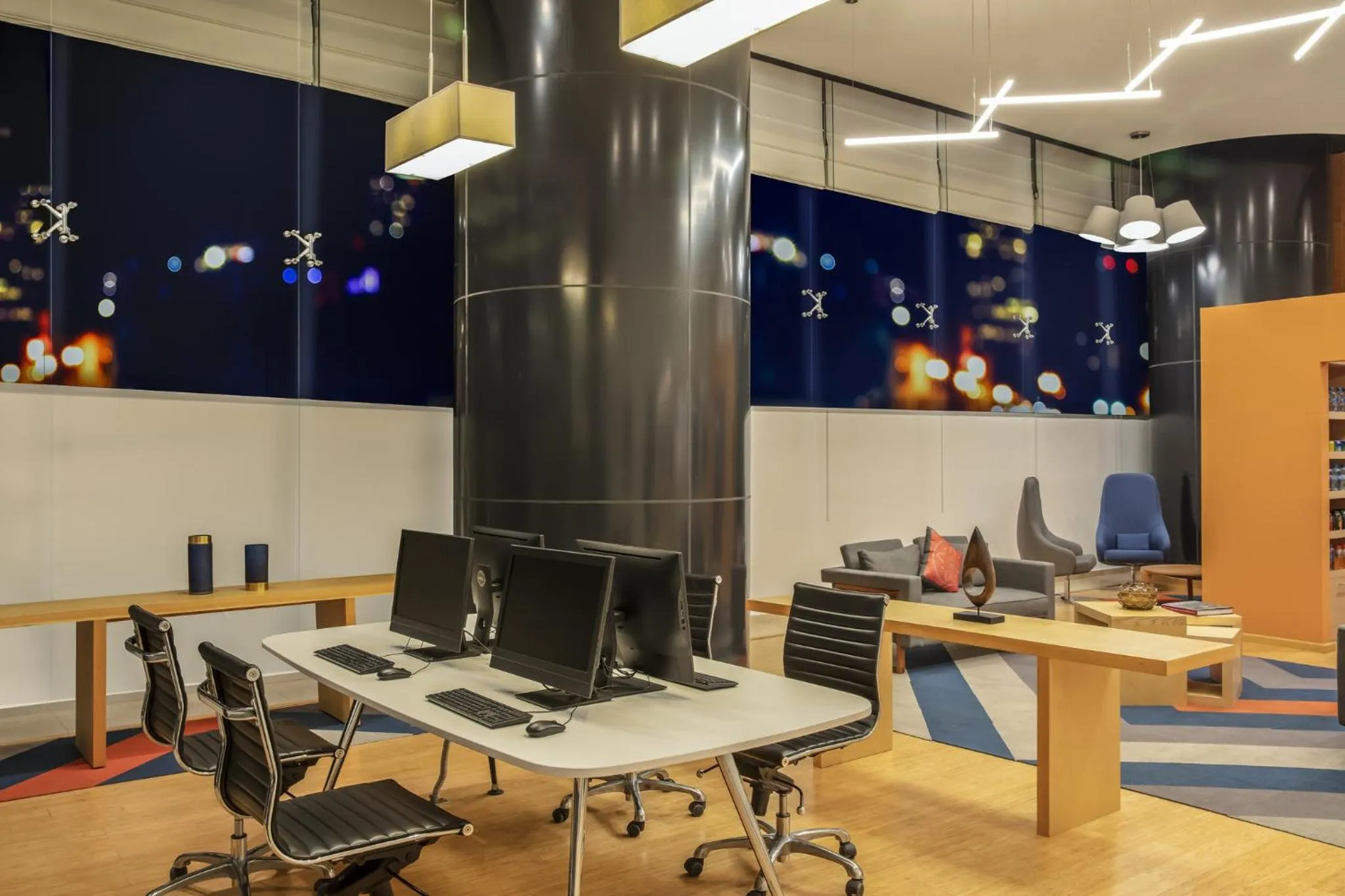 Business facilities in Fiesta Inn Express Queretaro Constituyentes