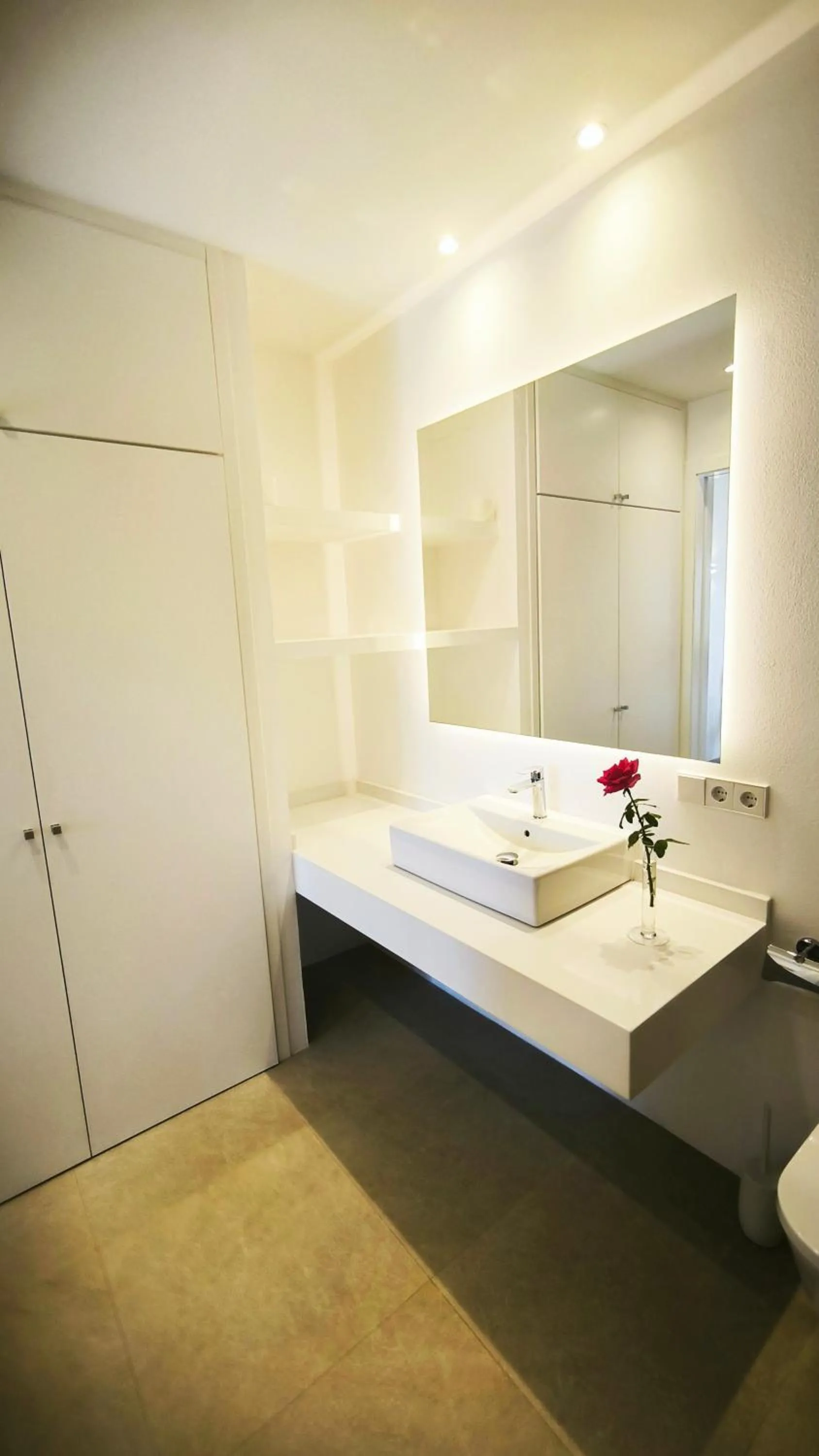 Bathroom in son capellot