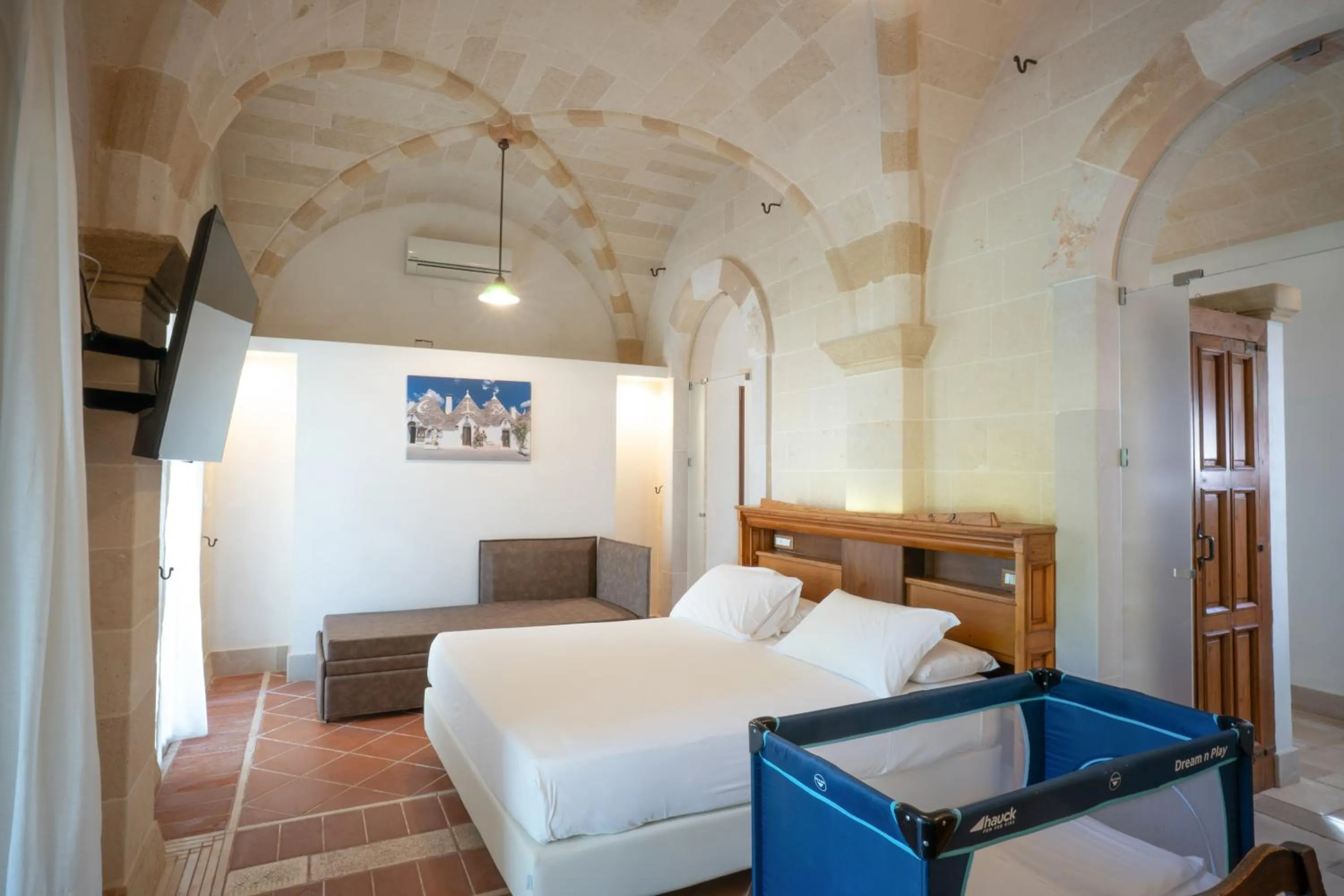 Bed in Masseria Le Lamie