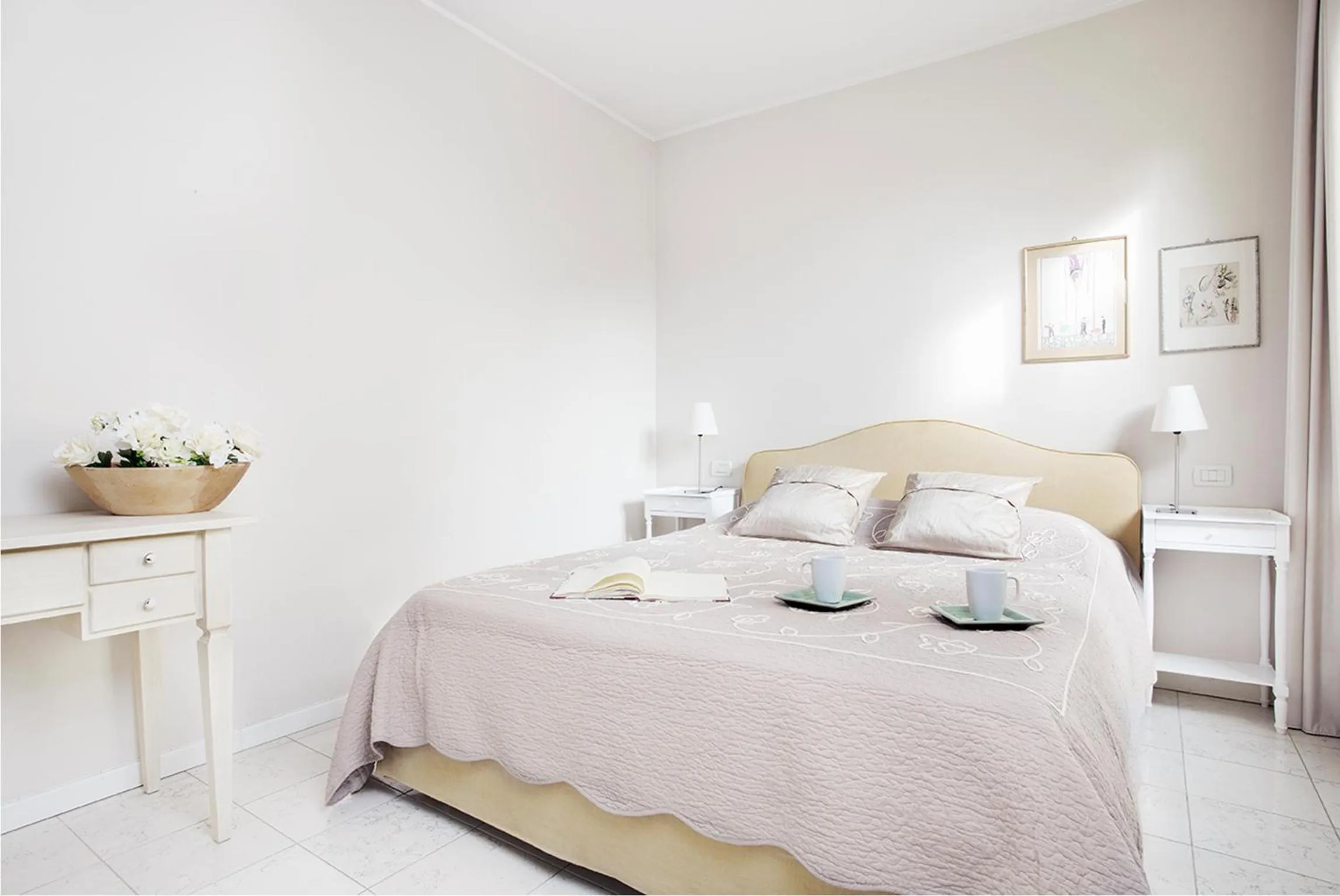 Bedroom, Bed in Adriano Residence