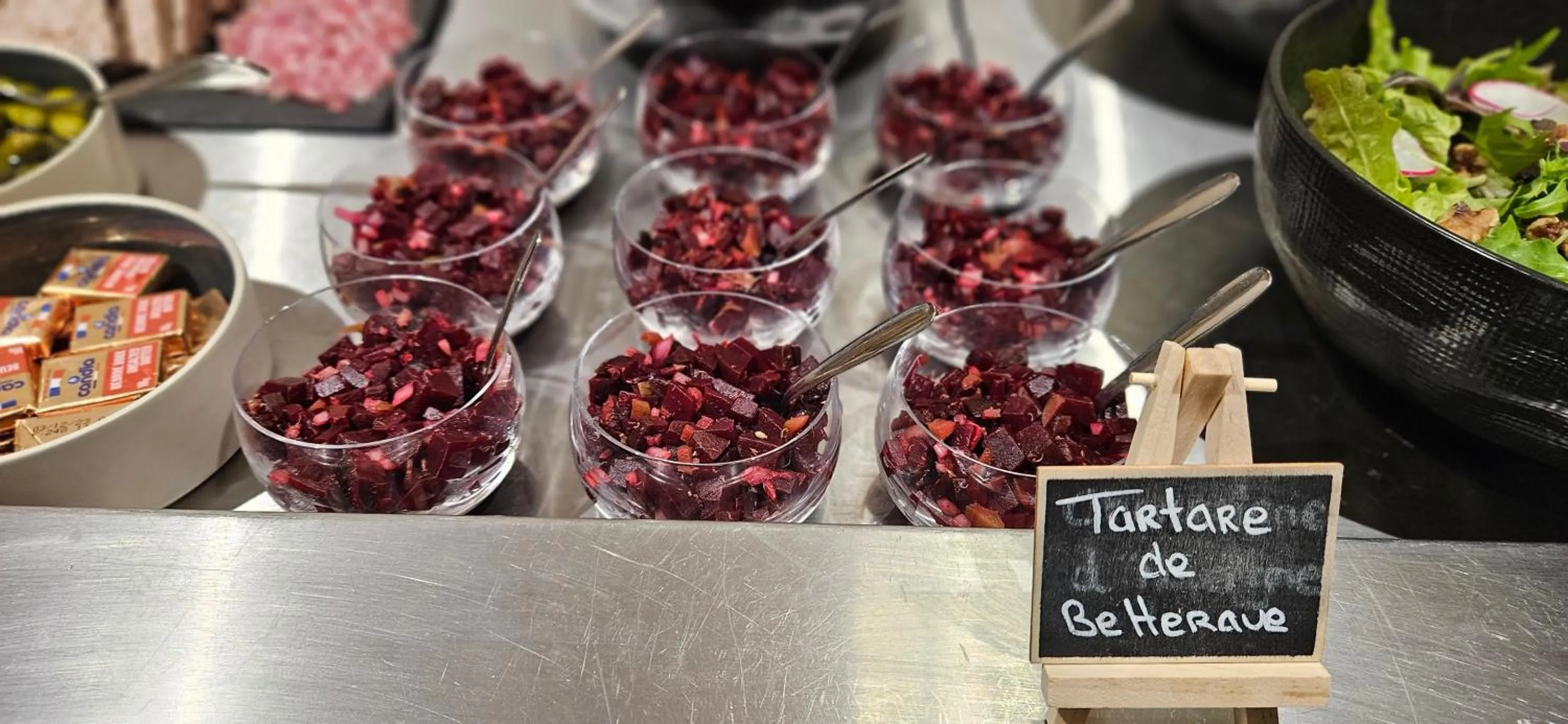 Restaurant/places to eat in Logis Hôtel Restaurant L'Abri