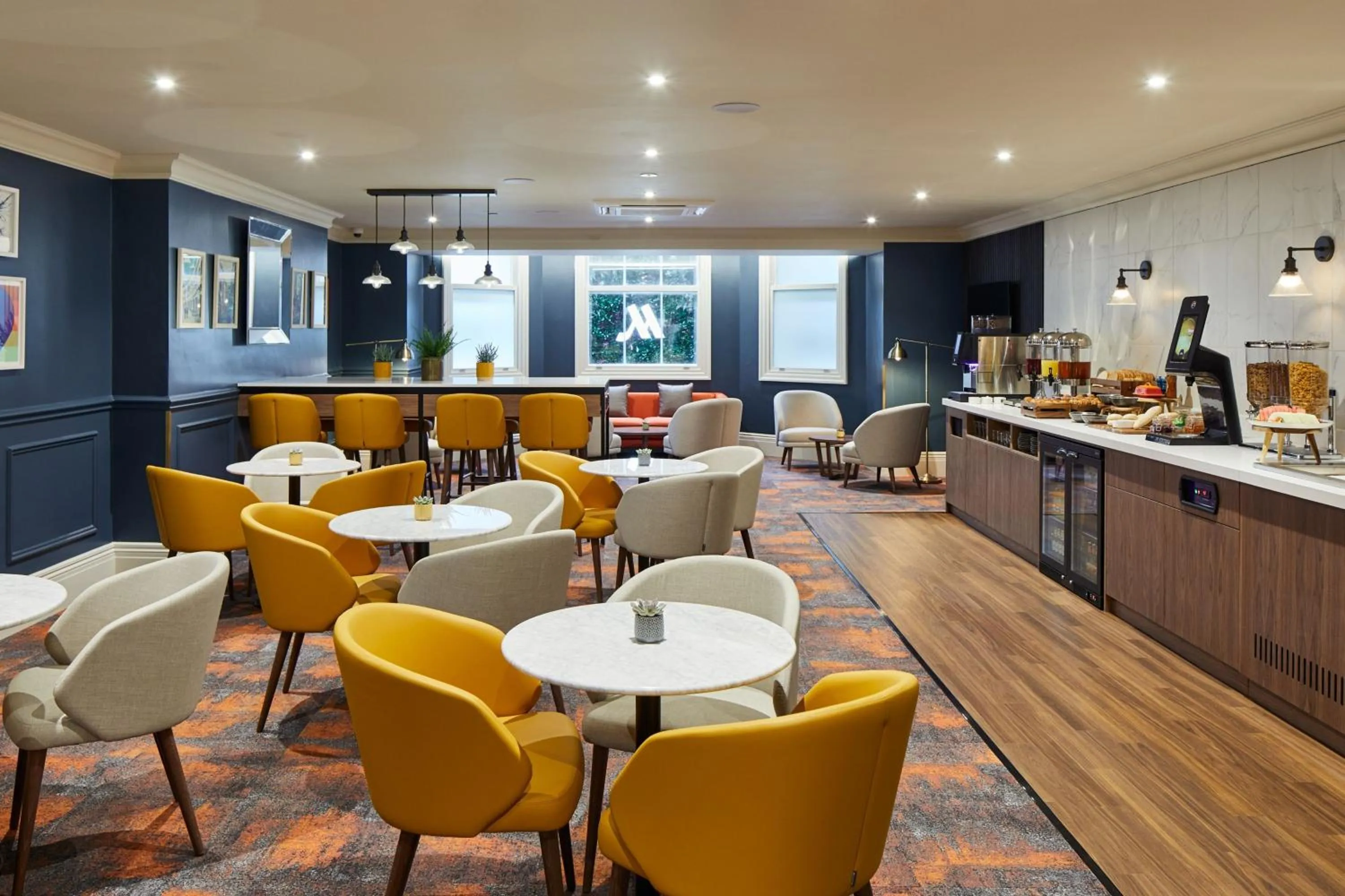Lounge or bar in Bristol Marriott Royal Hotel