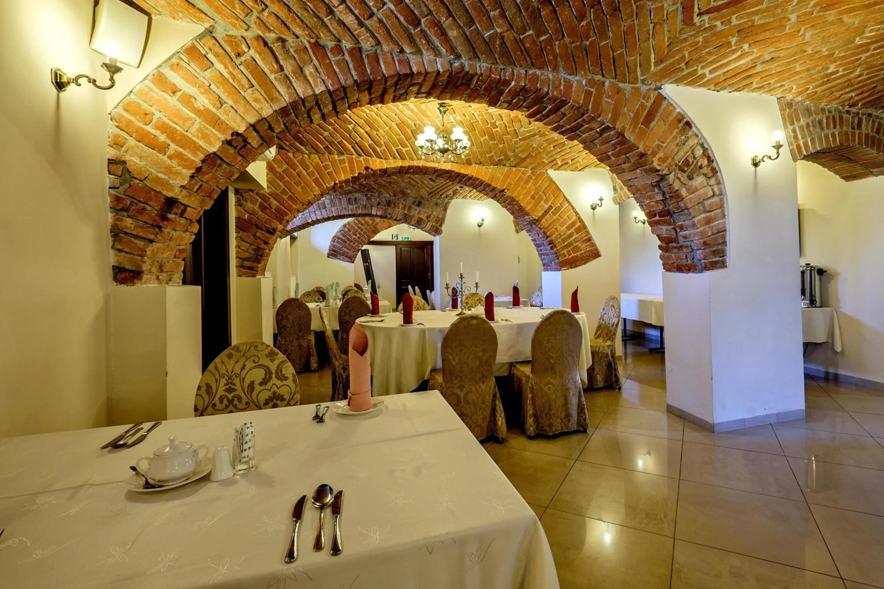 Dining area in Dwór Stary Chotów