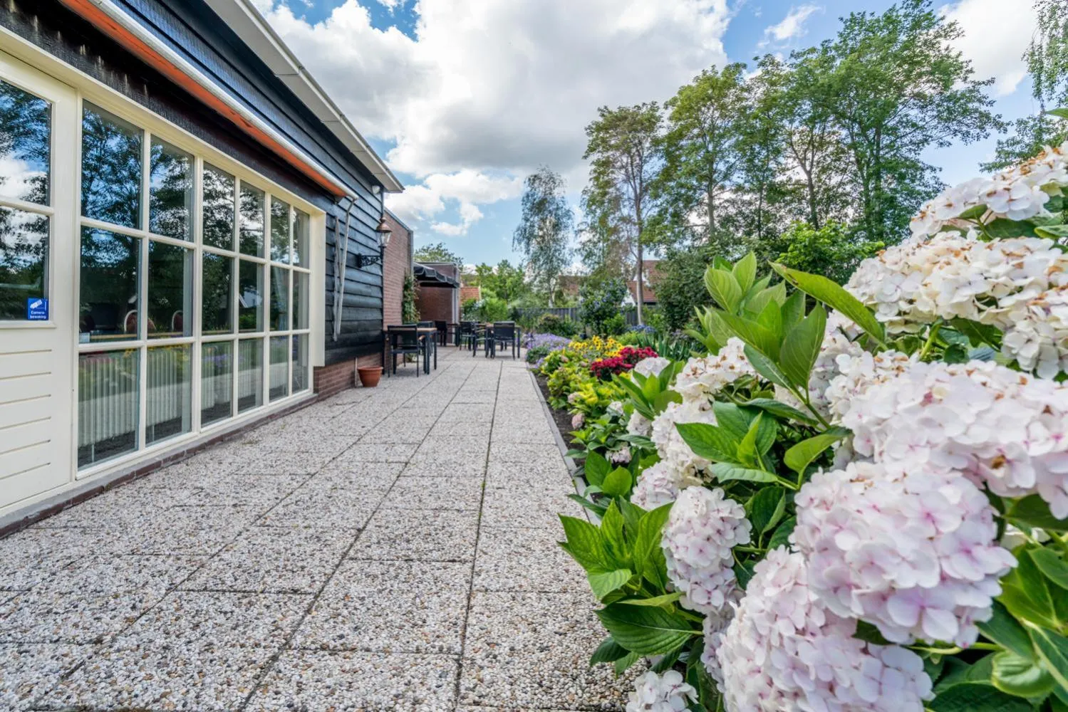 Garden in Hotel-Restaurant van der Weijde