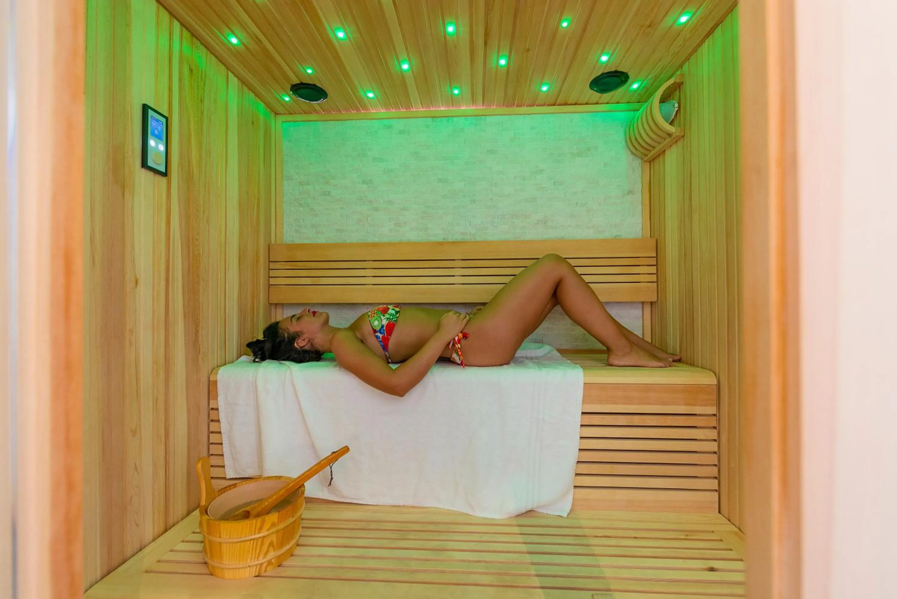 Activities in Zenit Hotel