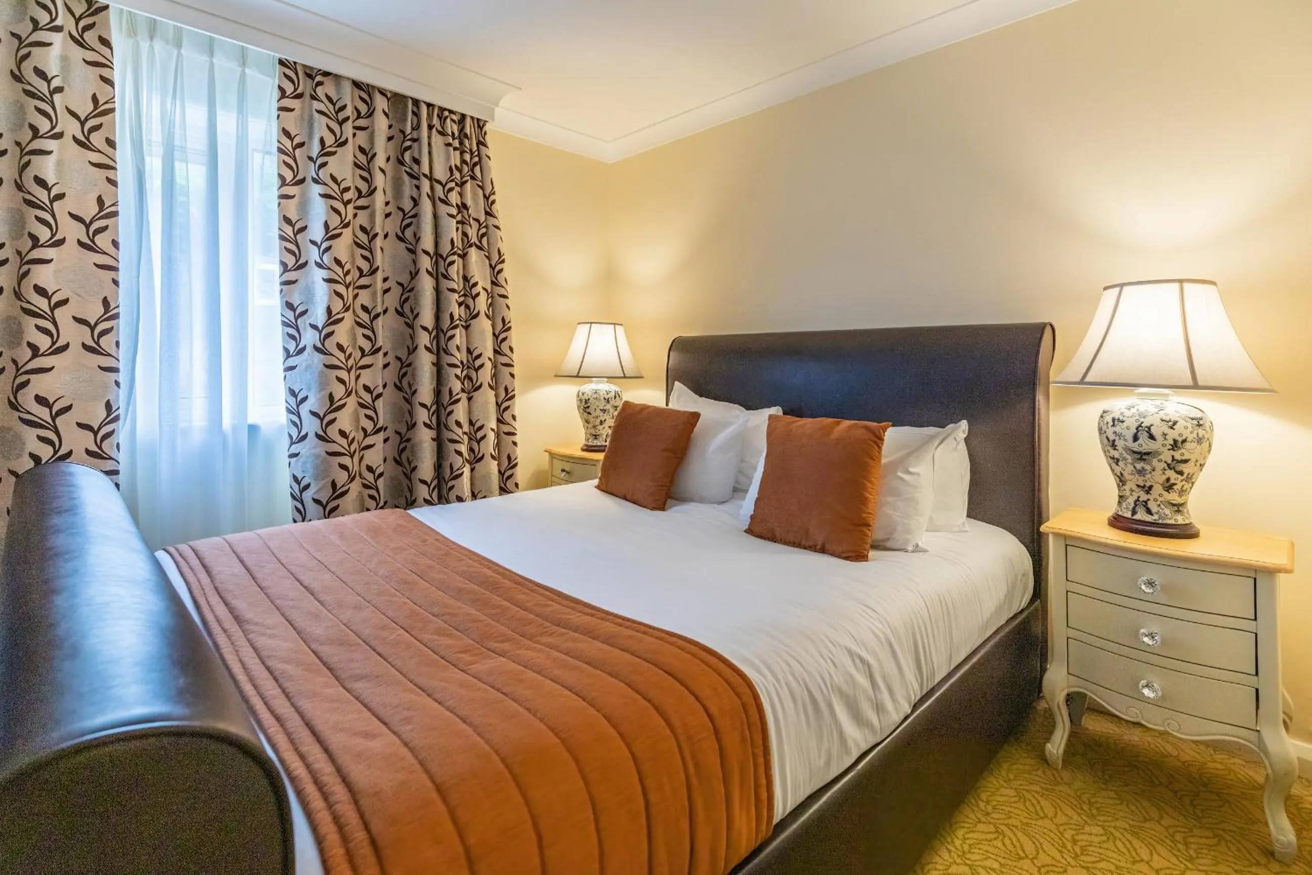 Suite in Meon Valley Hotel, Golf & Country Club