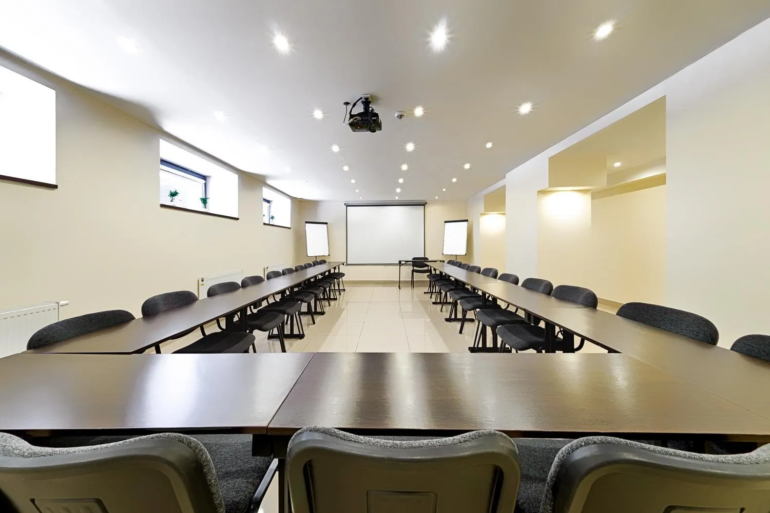Meeting/conference room in Boutique Hotel's II Rewolucji