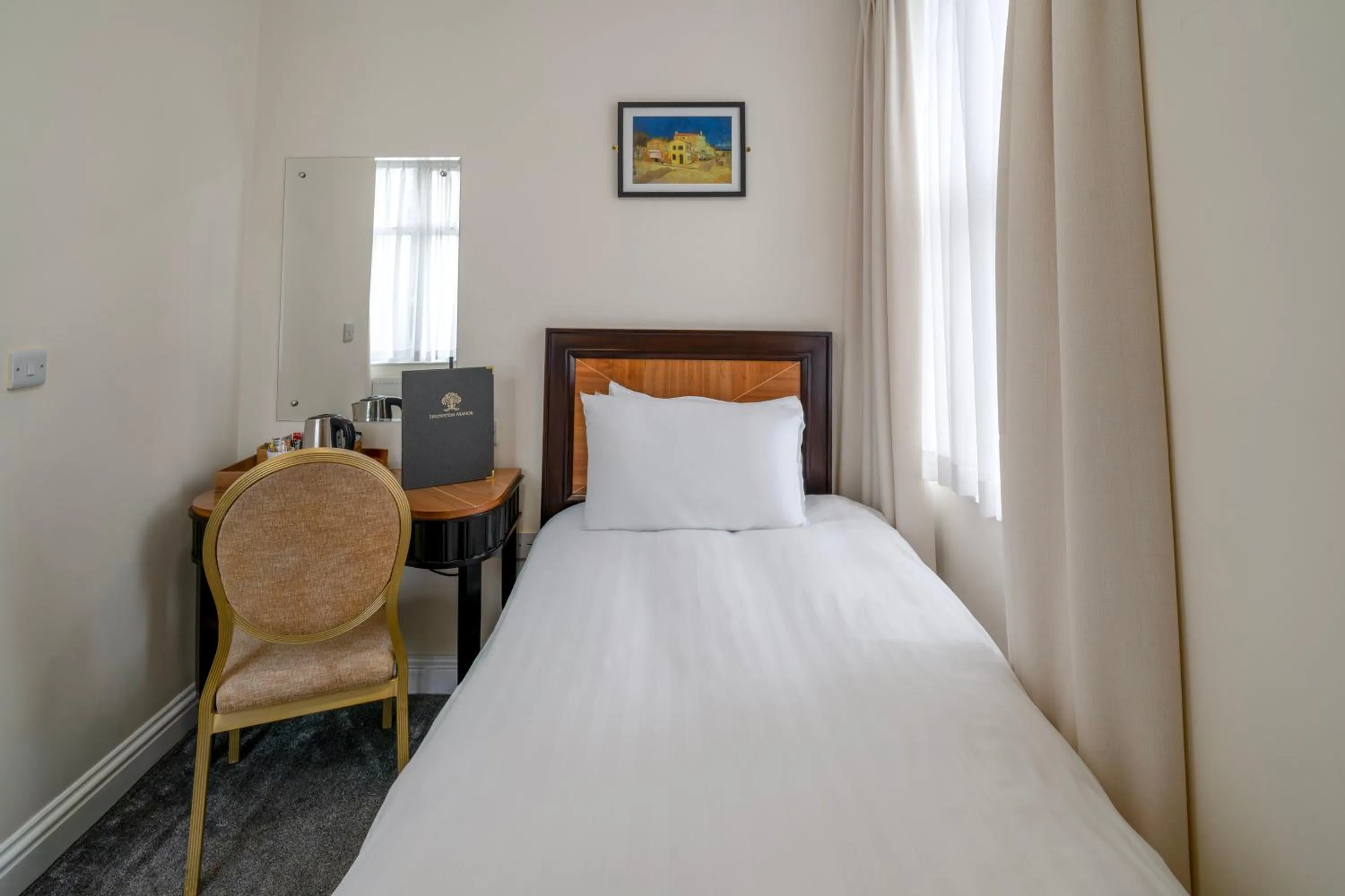 Bed in Sprowston Manor Hotel, Spa & Golf