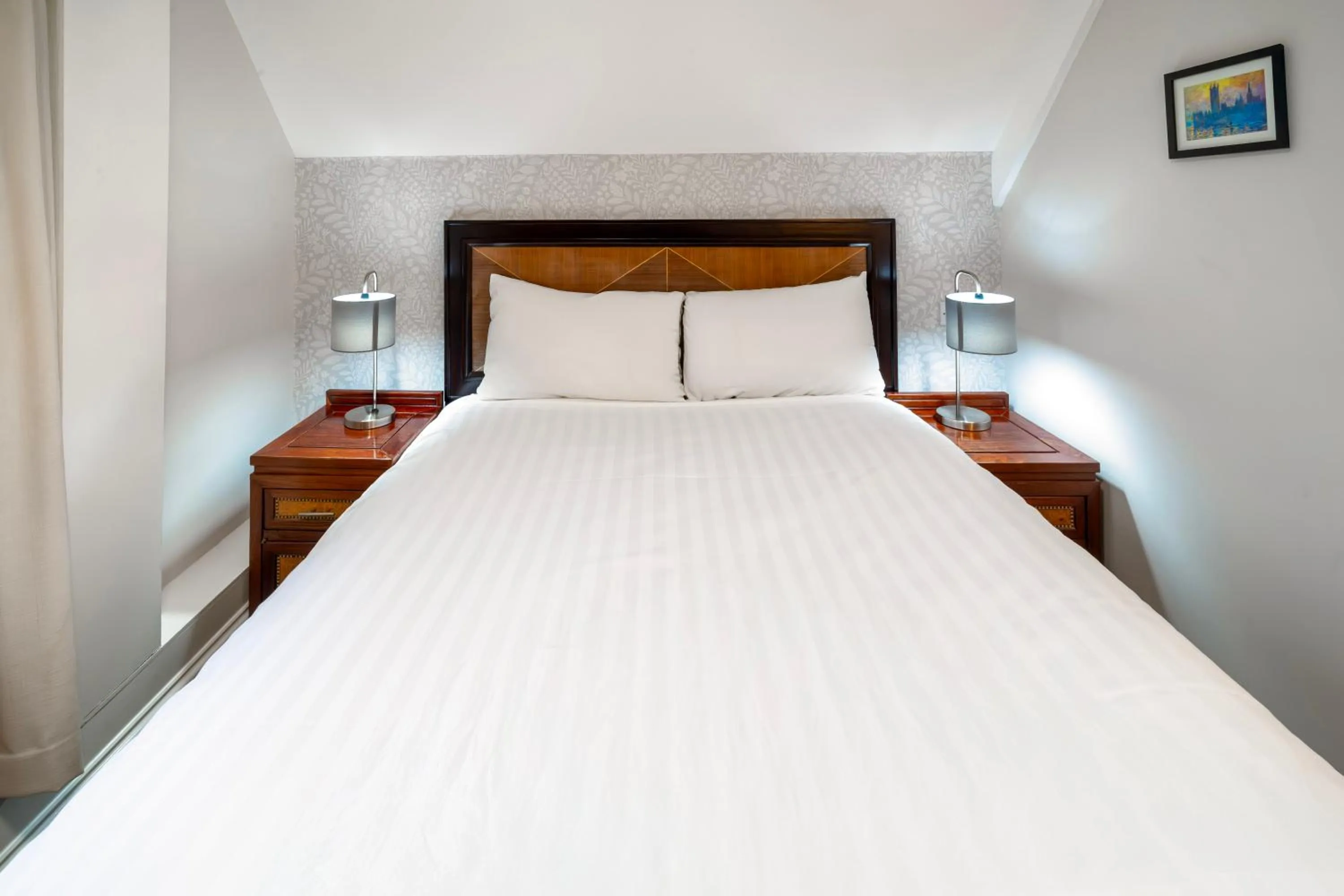 Bed in Sprowston Manor Hotel, Spa & Golf