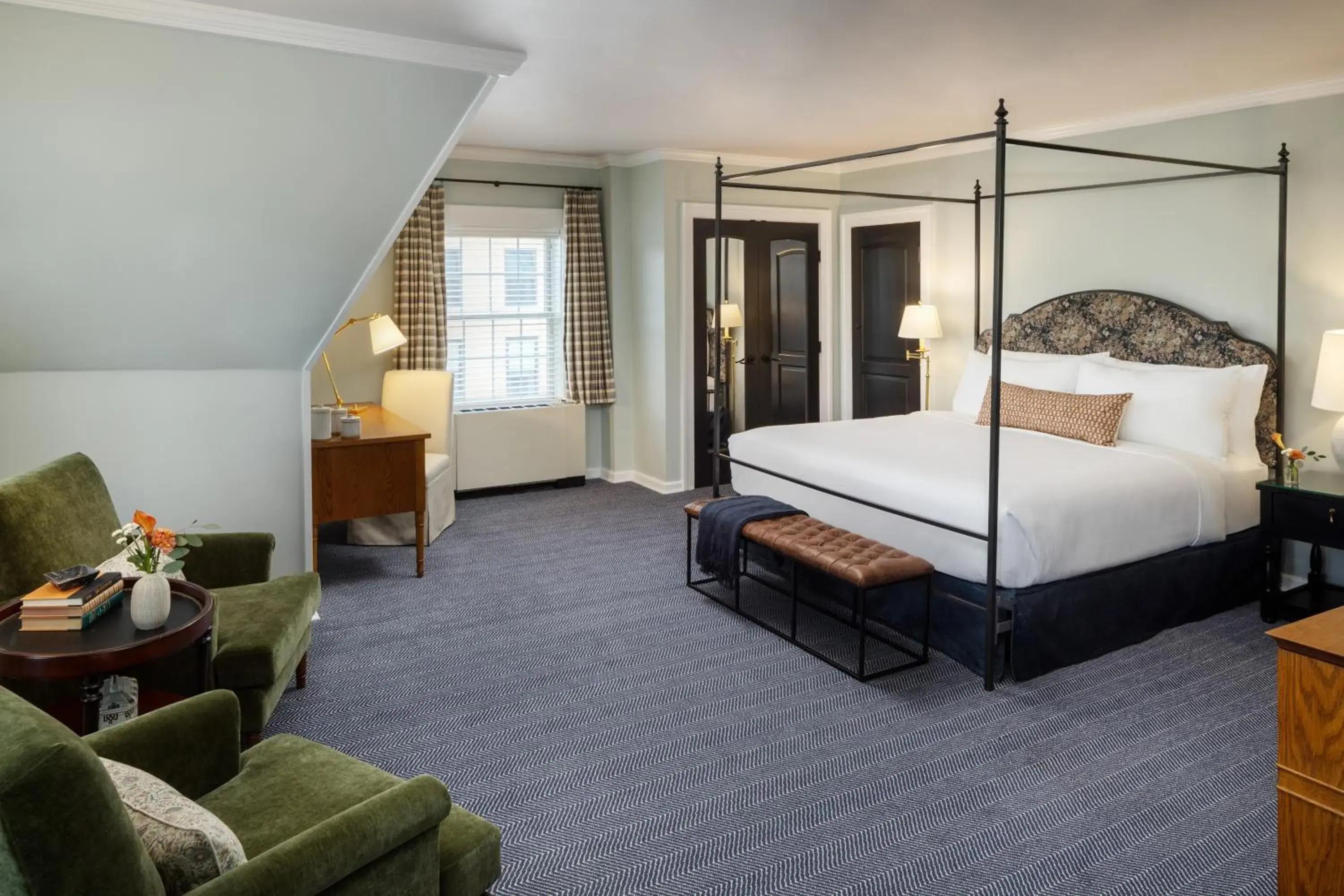 King Suite with Twin in Colgate Inn King Suite with Twin in Colgate Inn