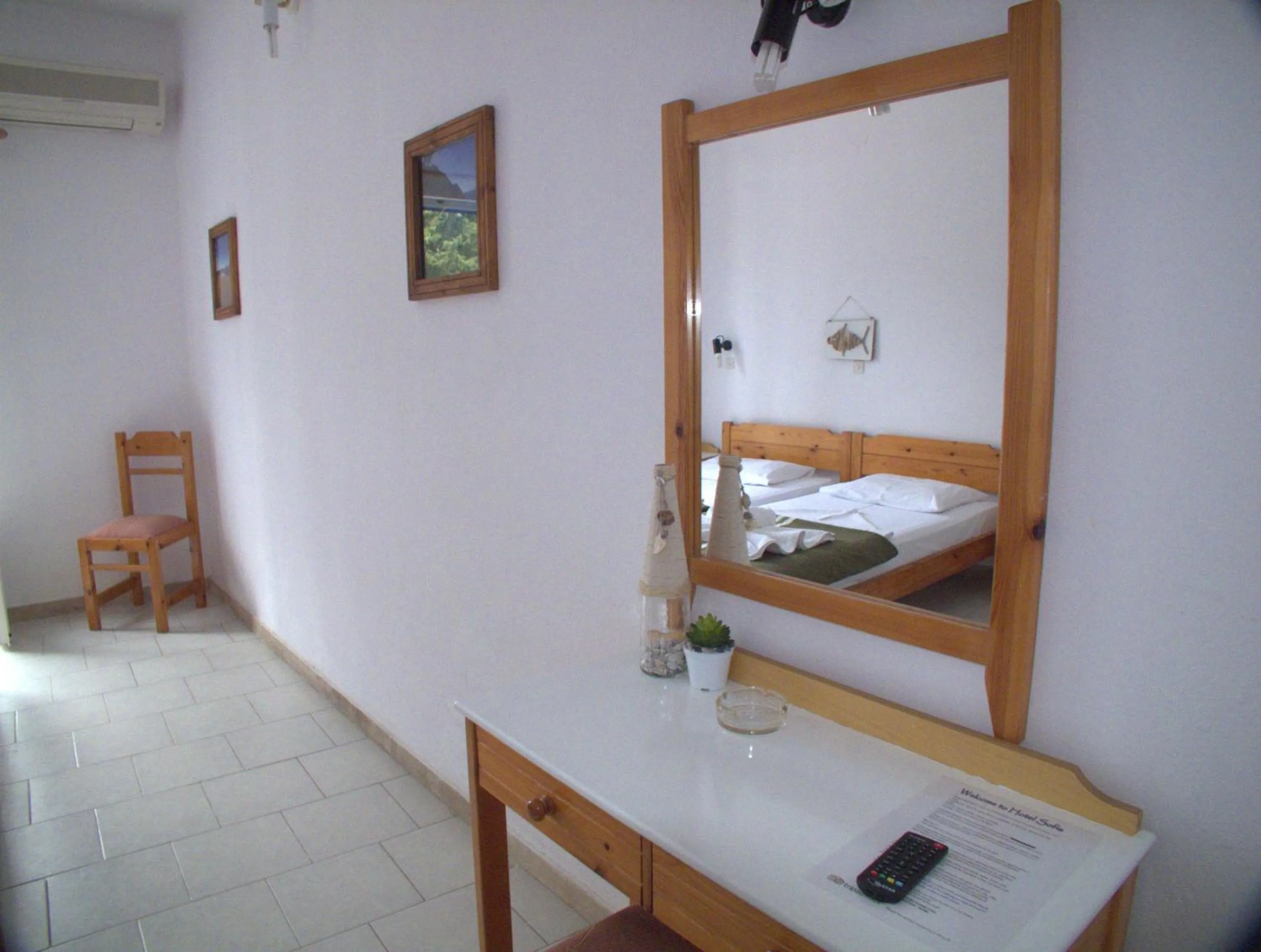 Bedroom, Bed in Hotel Sofia
