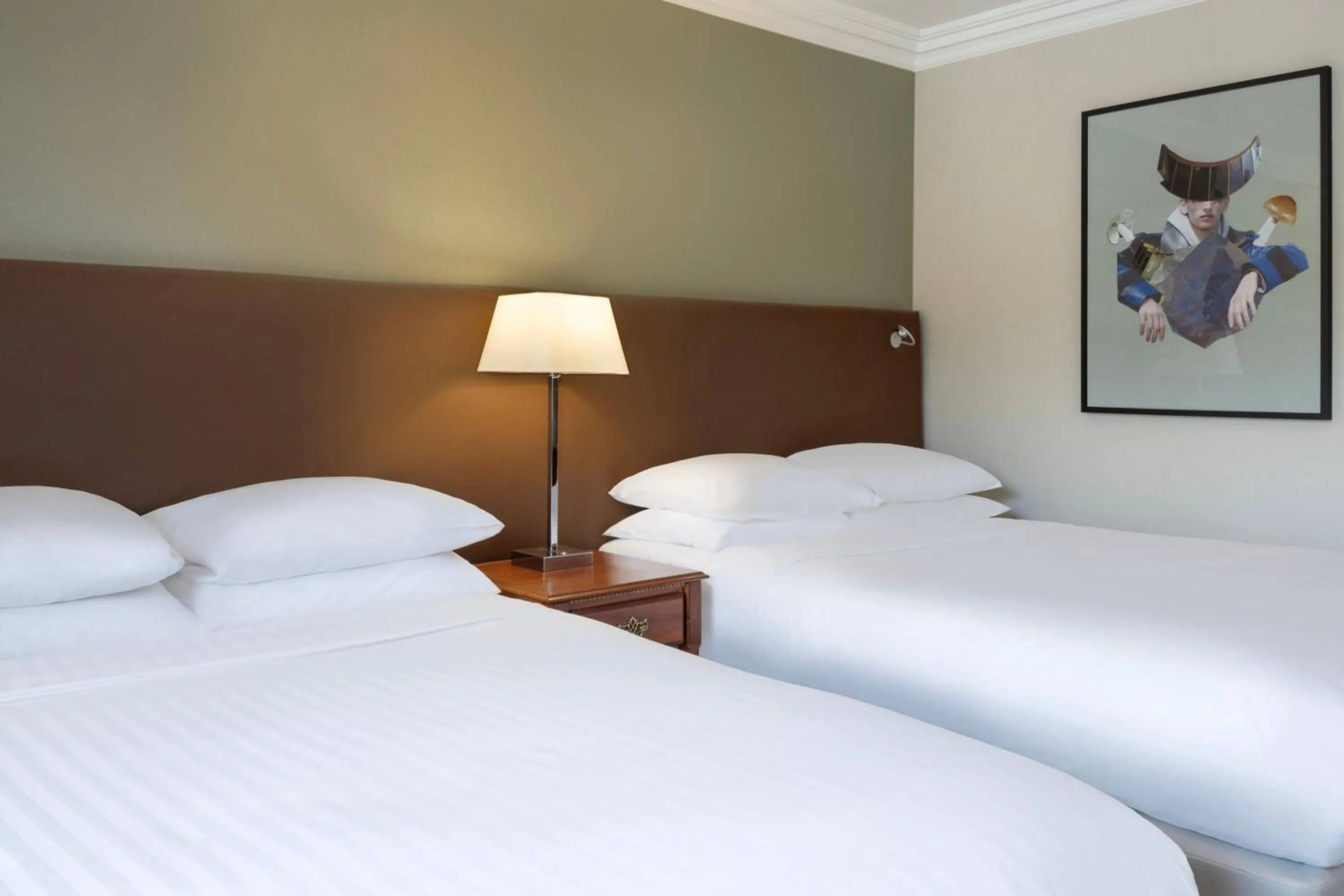 Photo of the whole room, Bed in Delta Hotels by Marriott Huntingdon