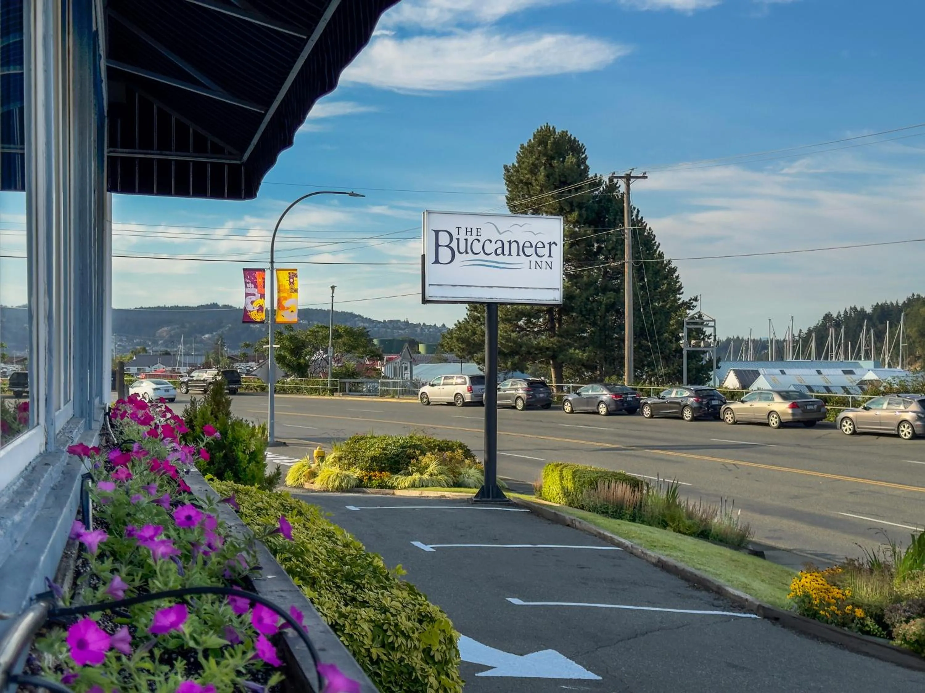 Parking in Buccaneer Inn