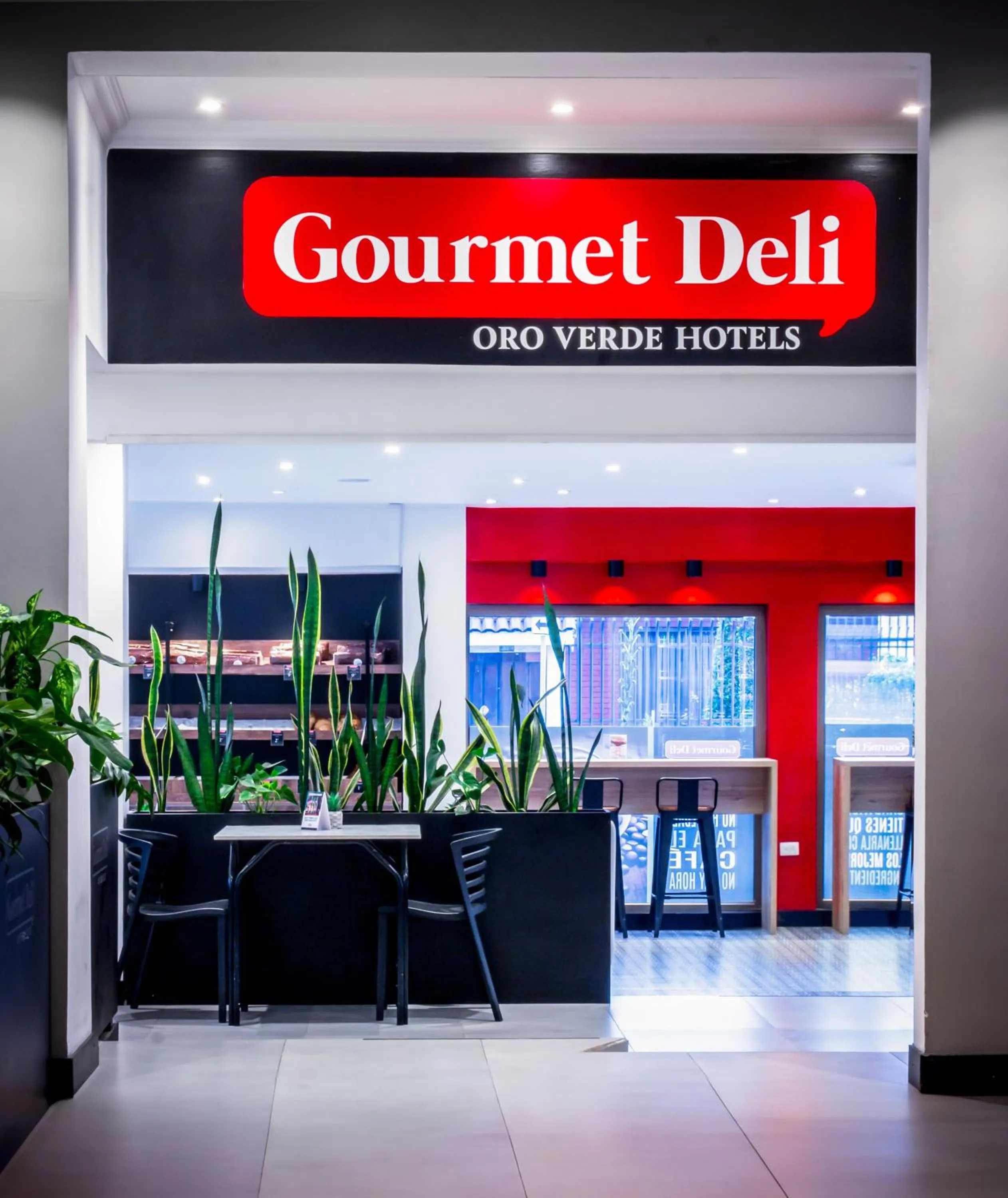 Restaurant/places to eat in Oro Verde Cuenca