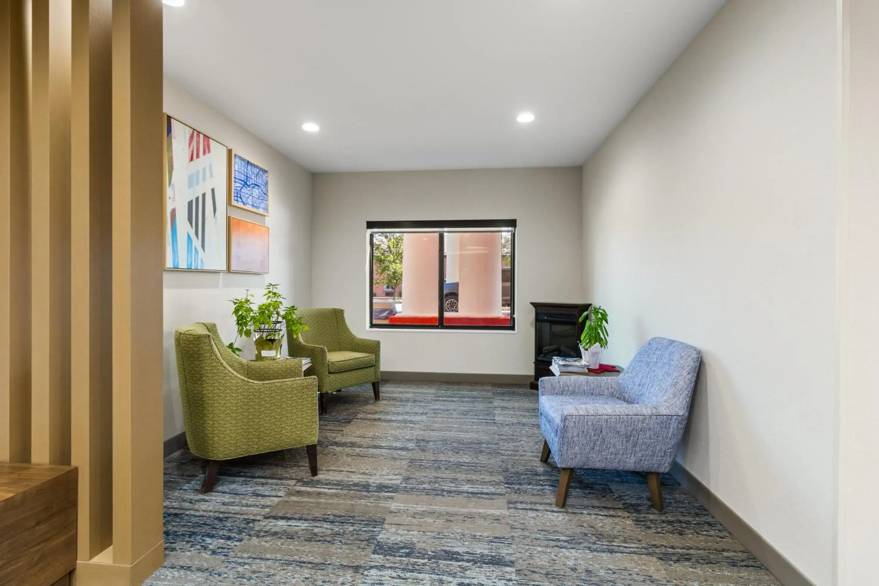 Lobby or reception in Holiday Inn Express & Suites Fairmont by IHG Lobby or reception in Holiday Inn Express & Suites Fairmont by IHG