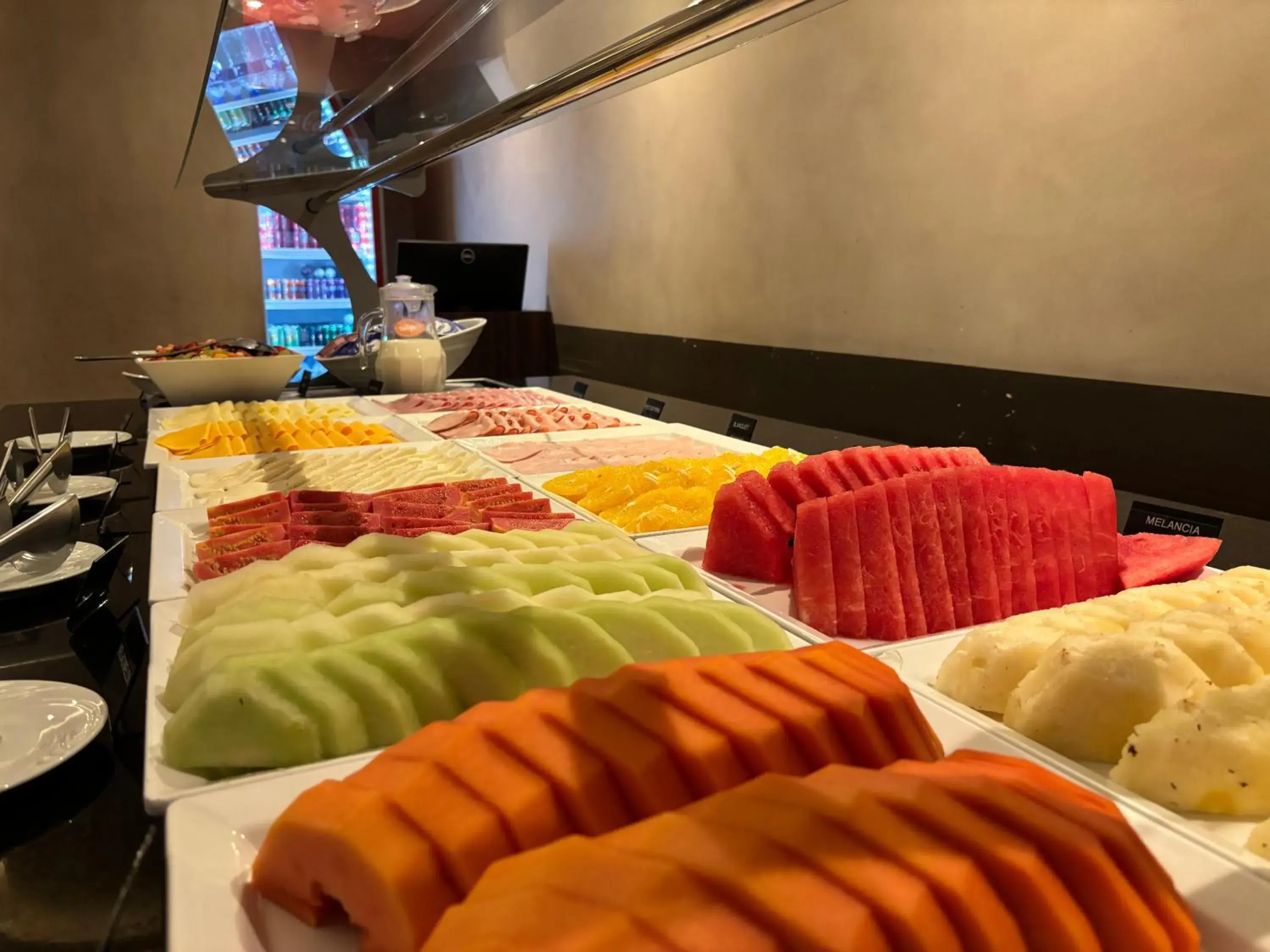 Buffet breakfast in Promenade Soho Campos dos Goytacazes - OFICIAL Buffet breakfast in Promenade Soho Campos dos Goytacazes - OFICIAL