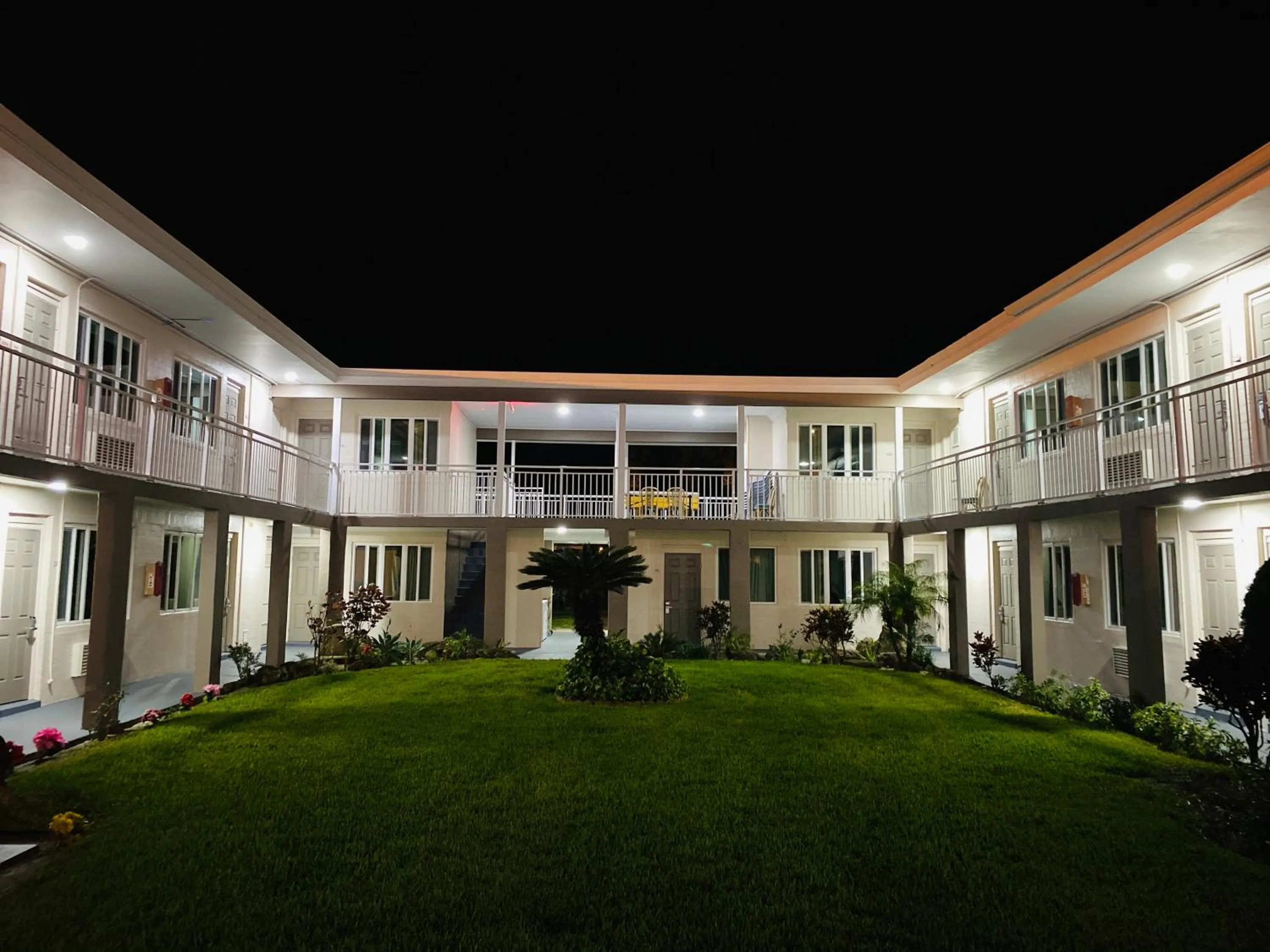 Property building in A 1 A Super Inn