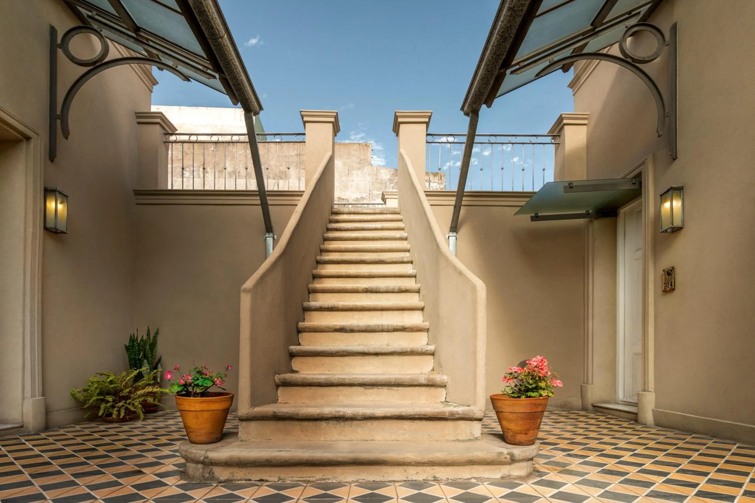 Inner courtyard view in Patios de San Telmo