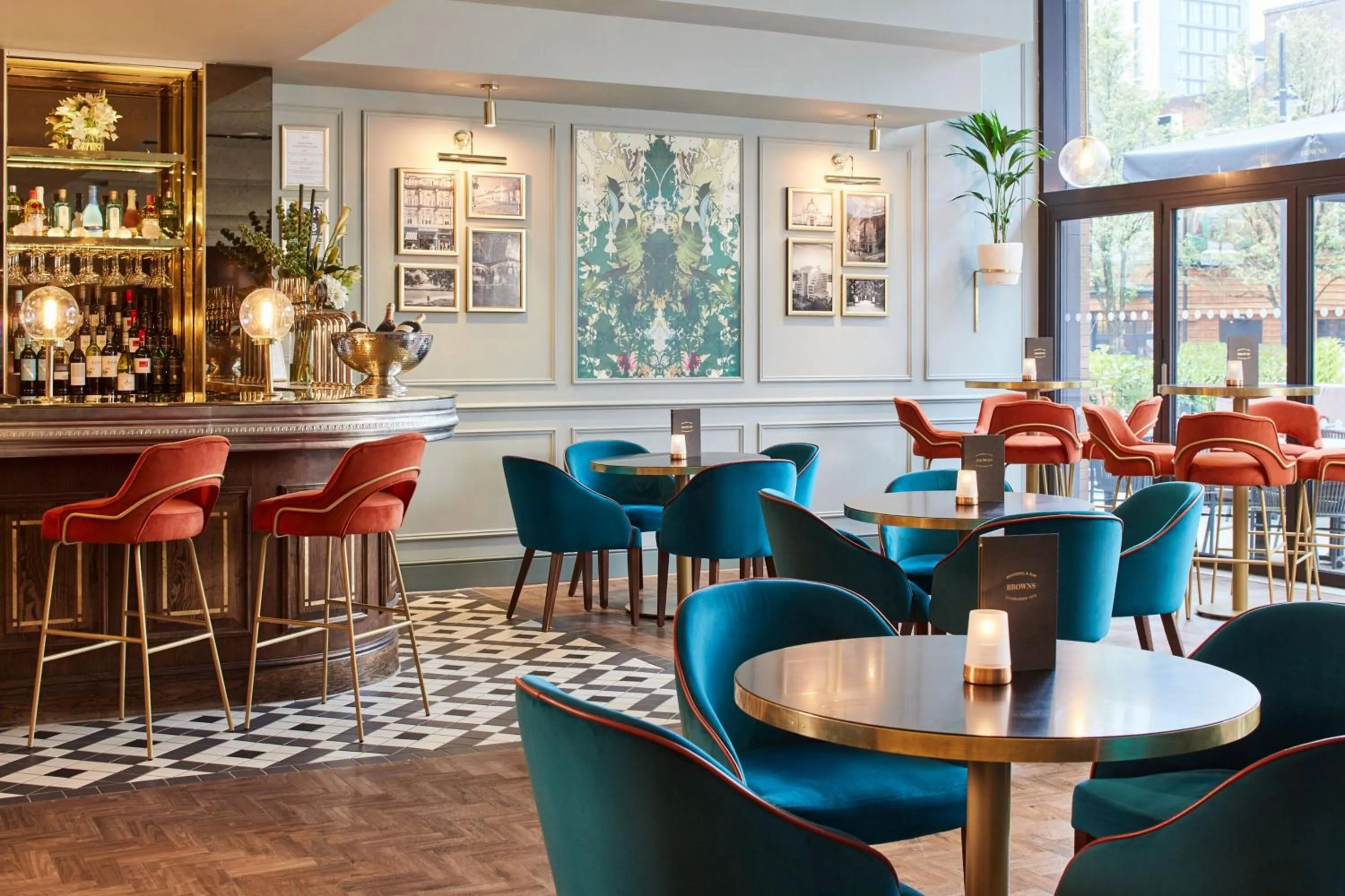 Lounge or bar in Cardiff Marriott Hotel