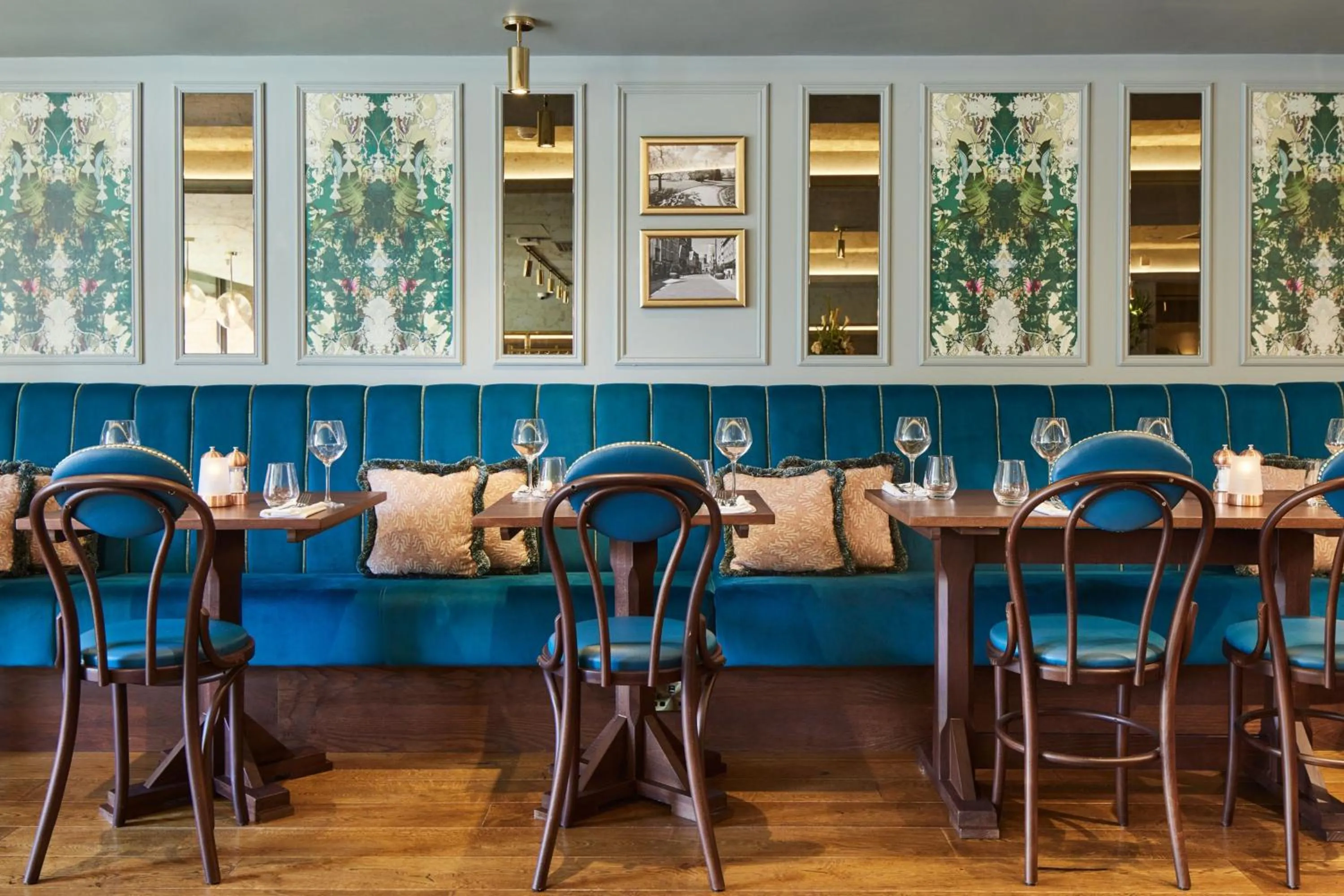 Restaurant/places to eat in Cardiff Marriott Hotel