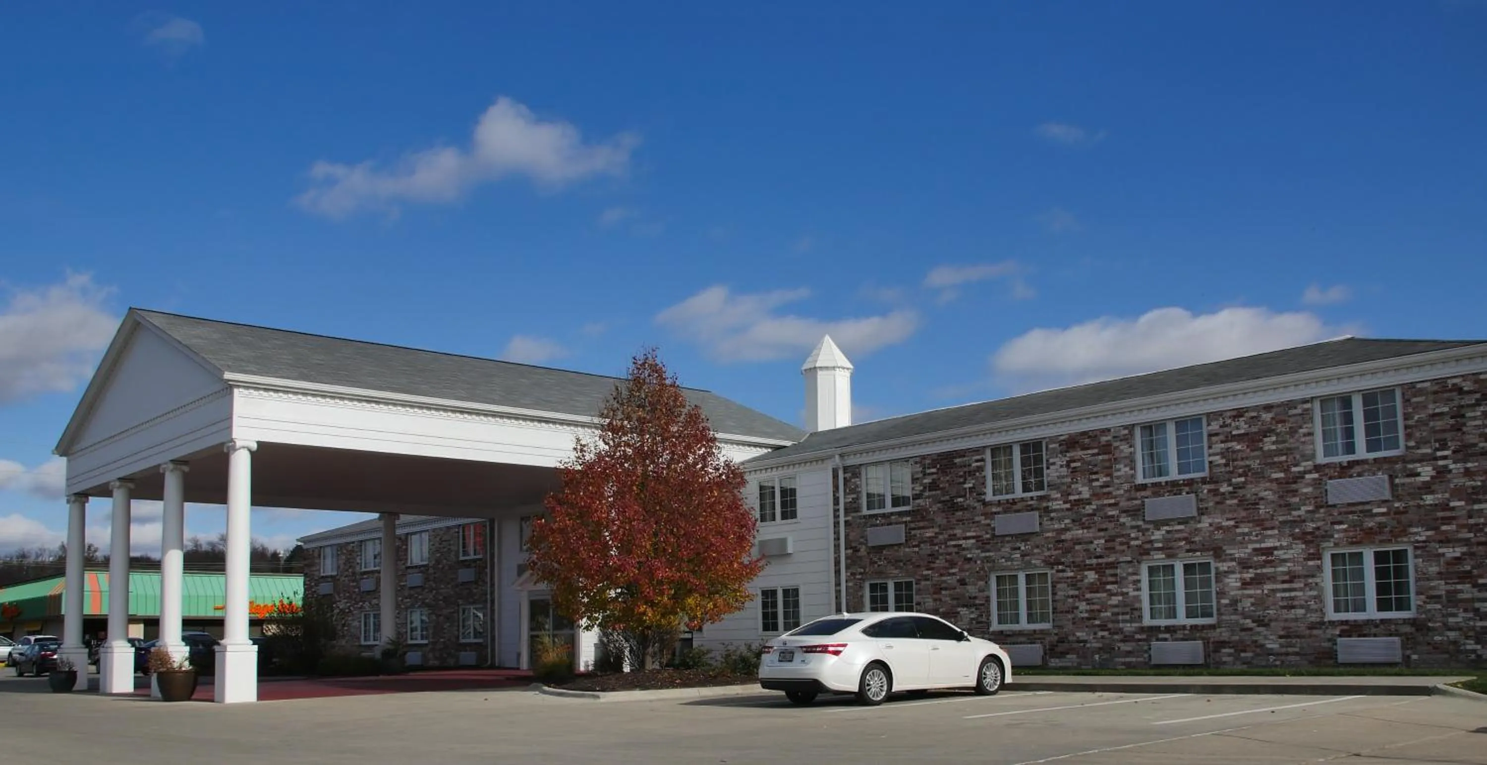 Facade/entrance in Baymont by Wyndham Bellevue - Omaha
