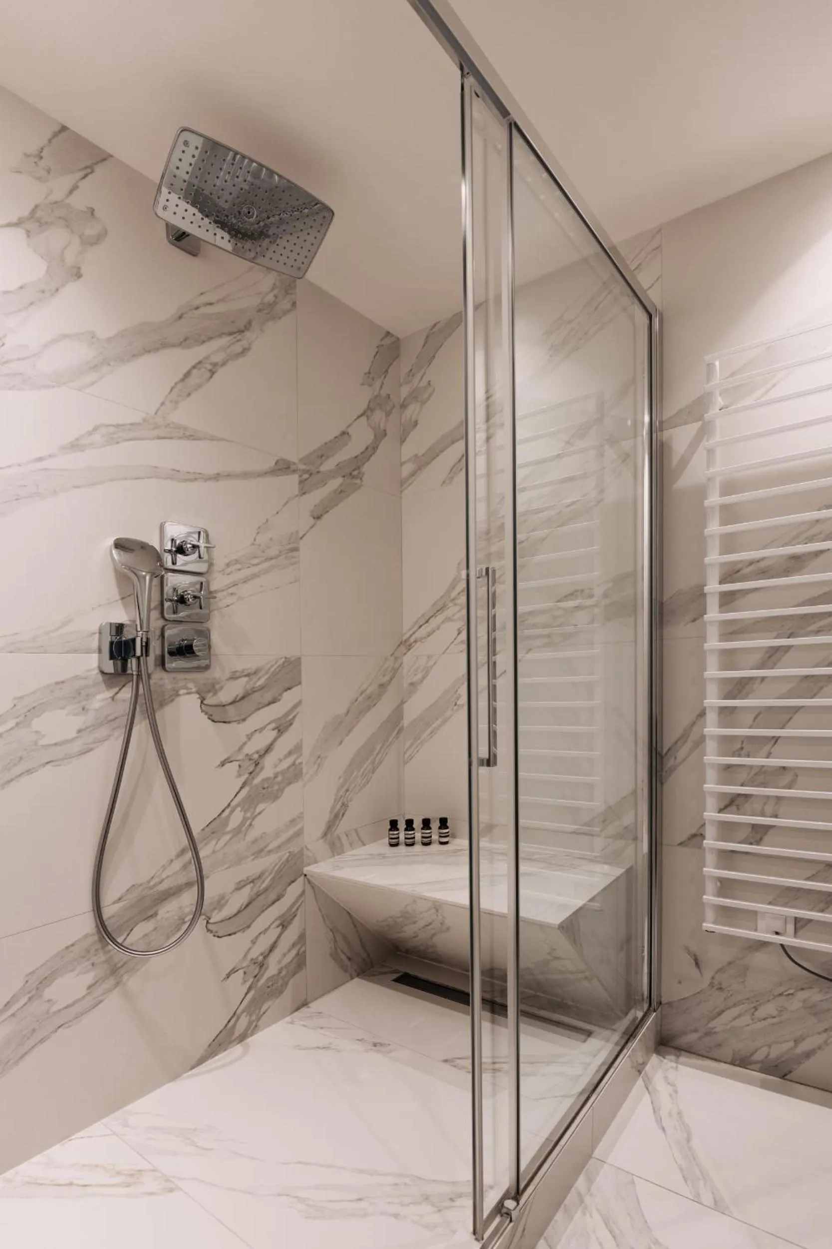 Shower in HIGHSTAY - Luxury Serviced Apartments - Place Vendôme