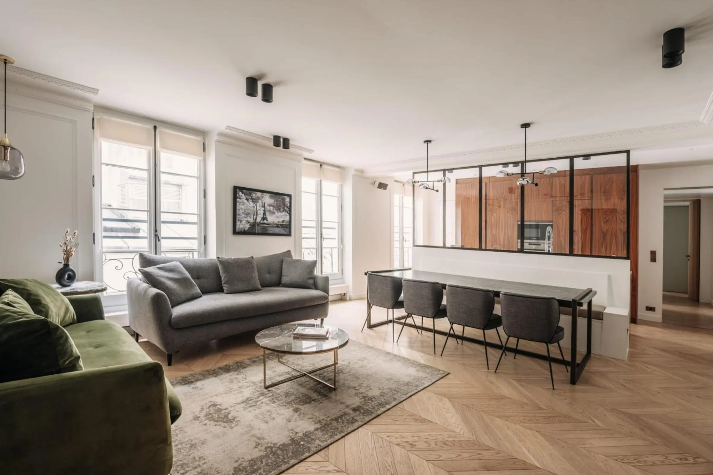 Living room in HIGHSTAY - Luxury Serviced Apartments - Place Vendôme