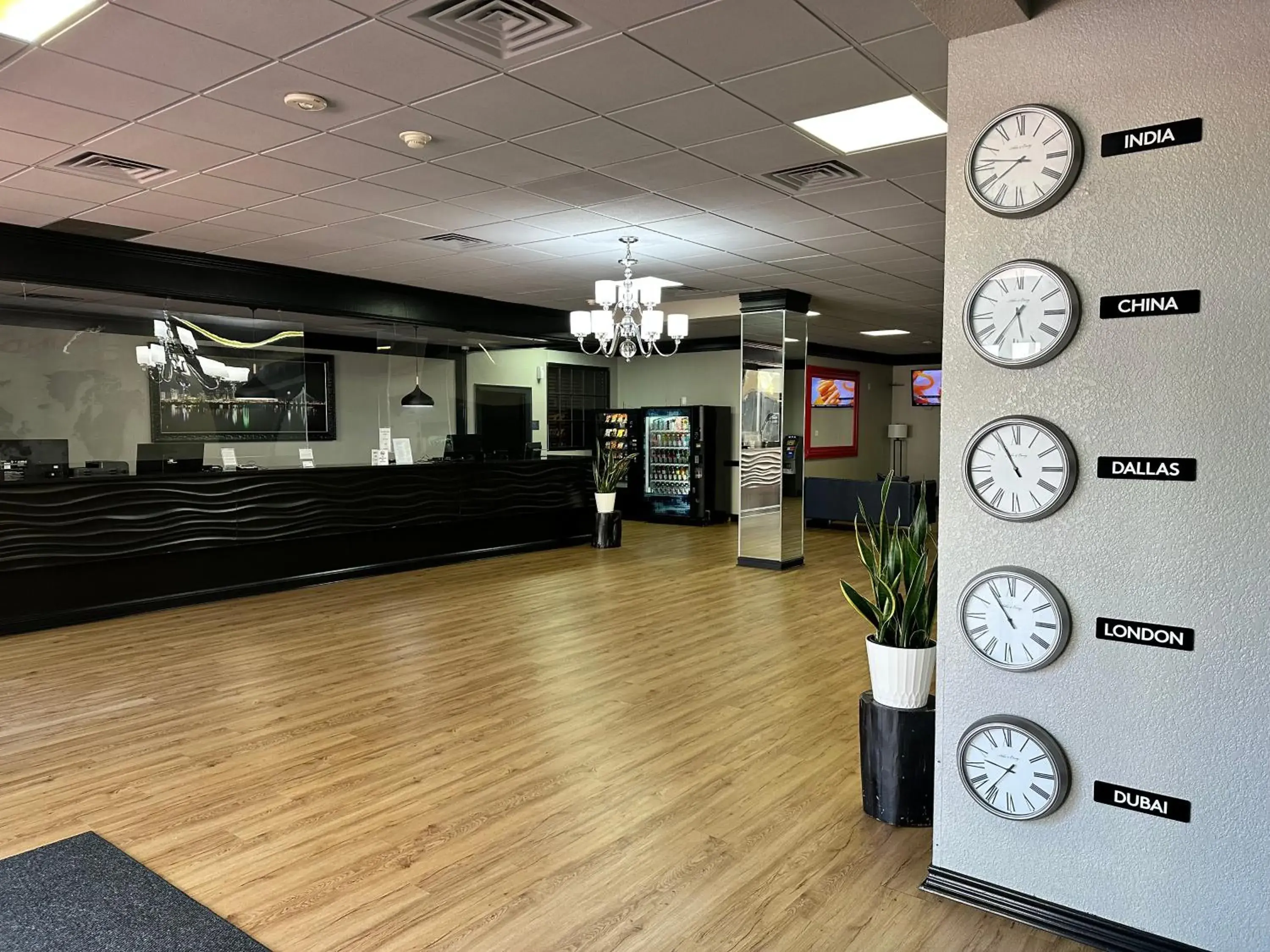 Property building in Alexis Hotel & Banquets Dallas Park Central Galleria Property building in Alexis Hotel & Banquets Dallas Park Central Galleria