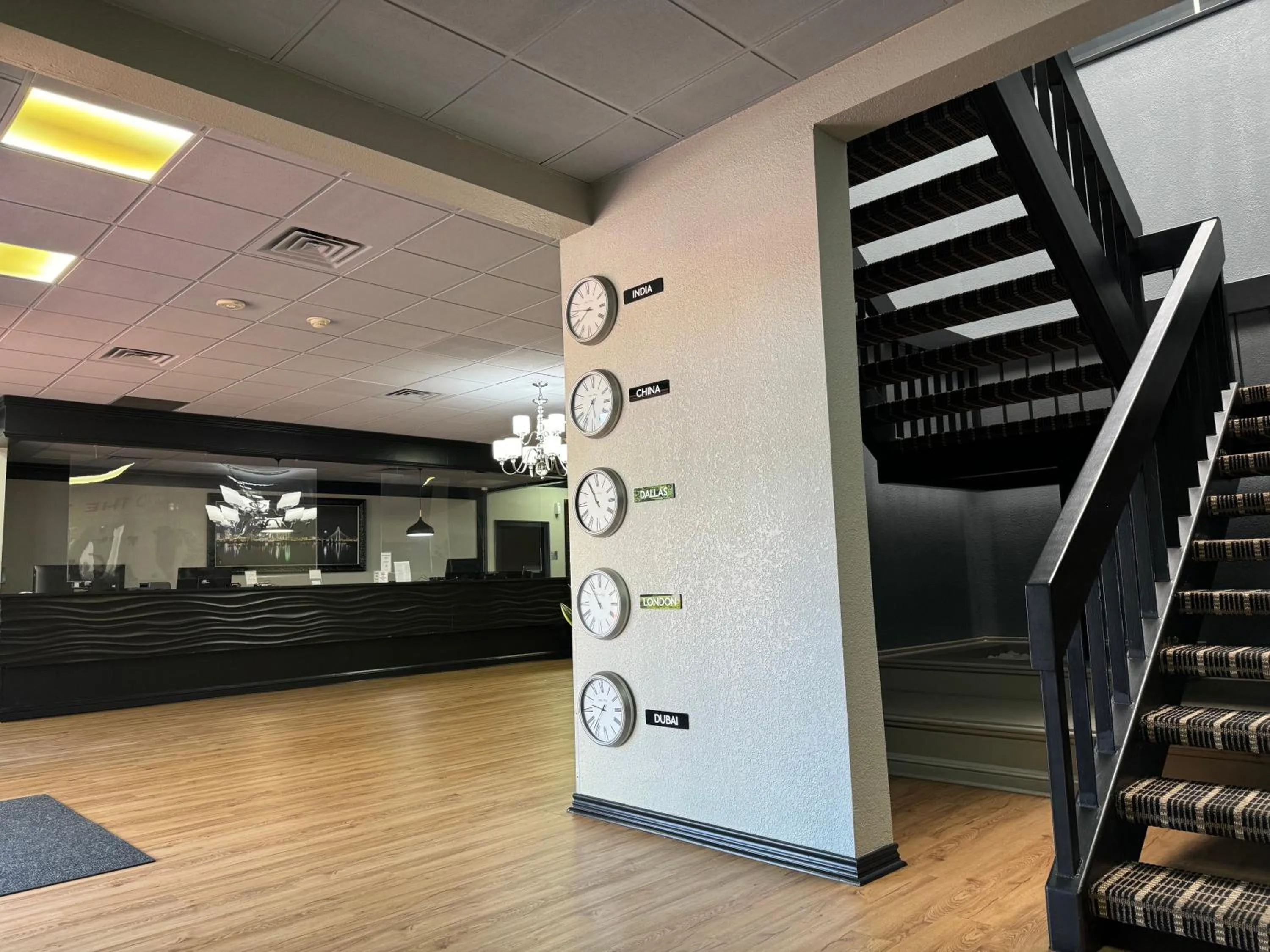 Property building in Alexis Hotel & Banquets Dallas Park Central Galleria