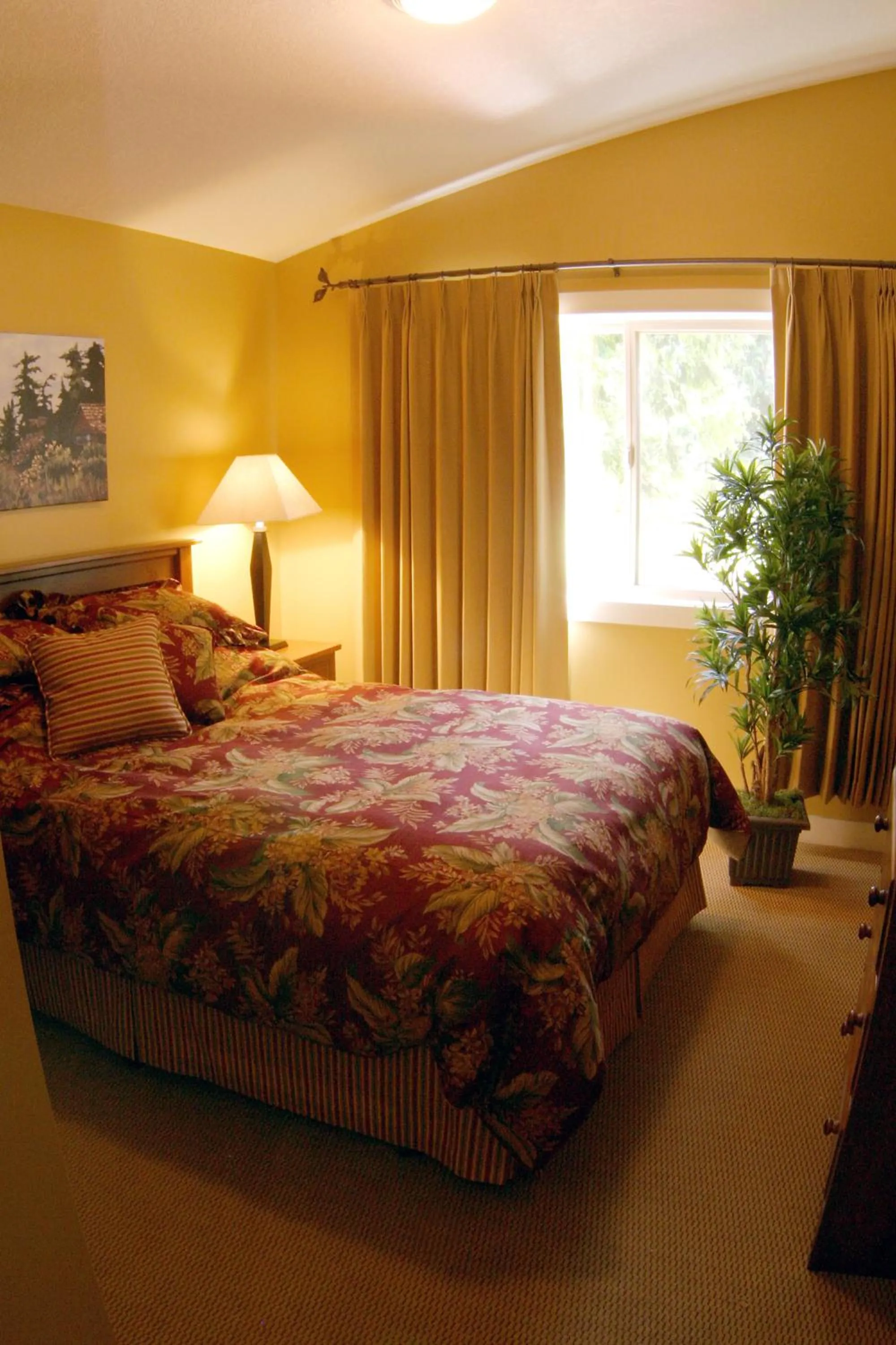 Bedroom, Bed in Oceanside Village Resort