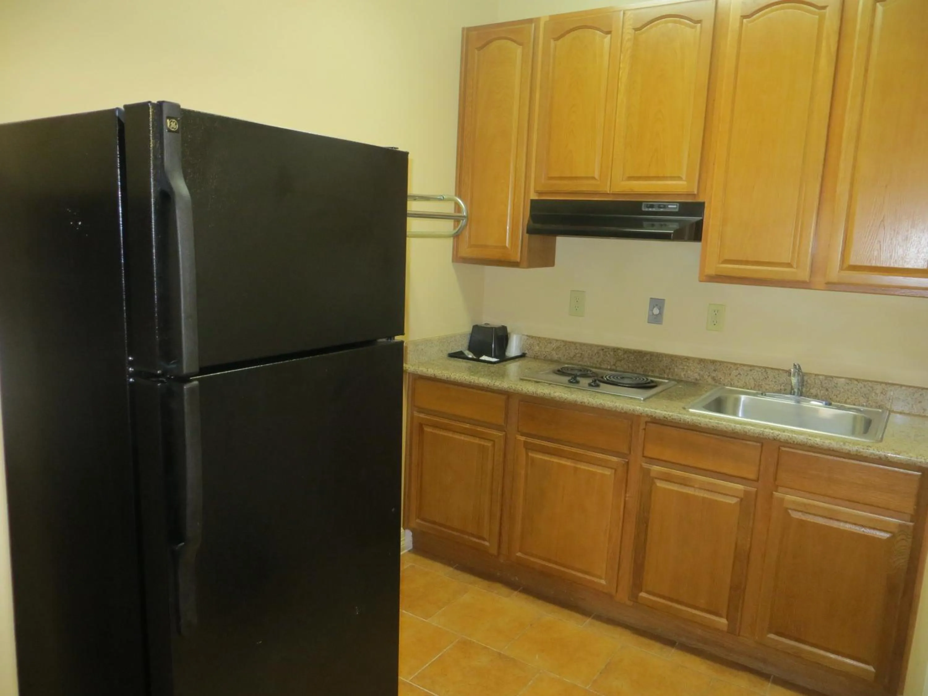 Kitchen or kitchenette in Platinum Inn Katy