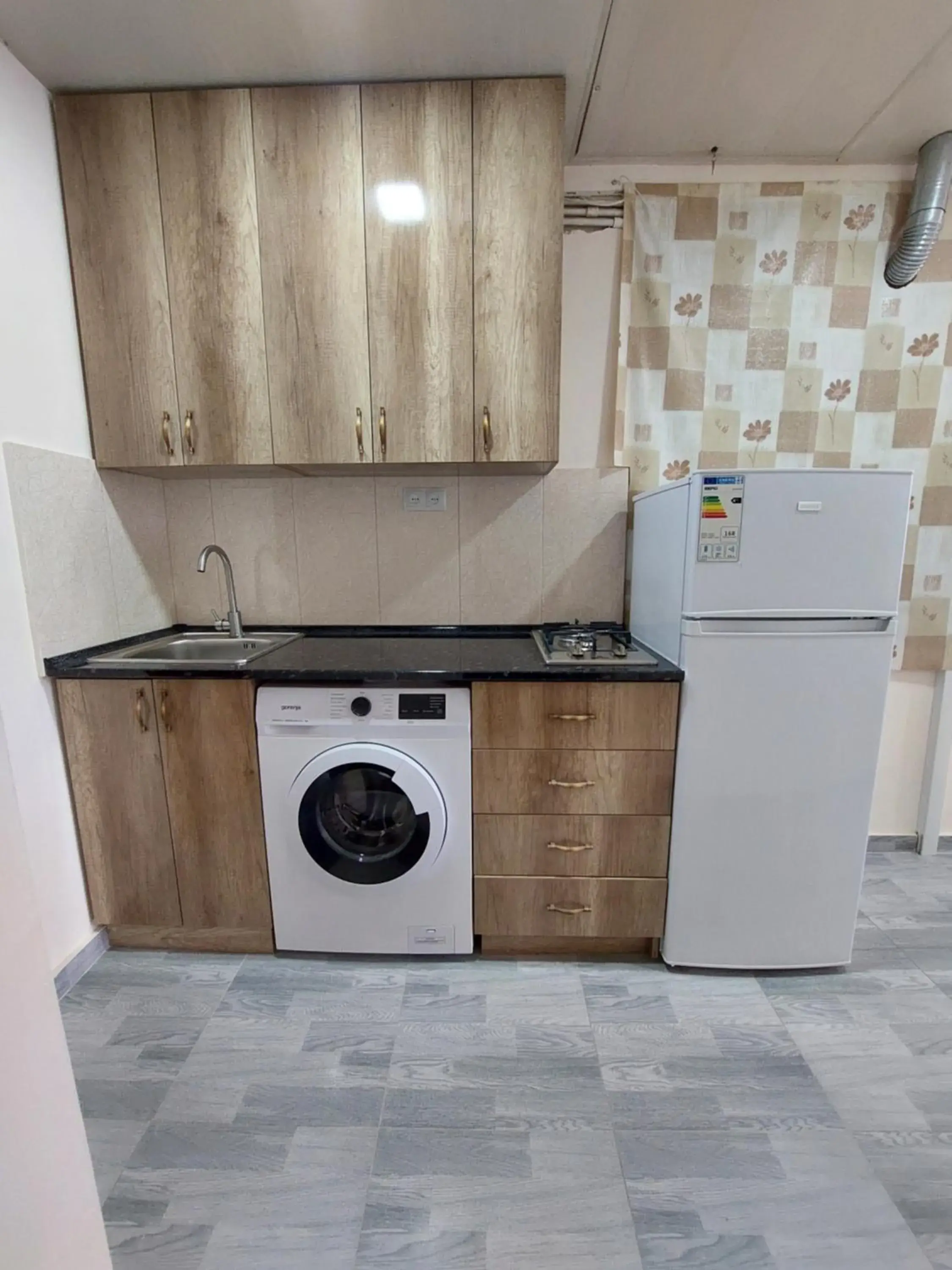 Sevan EM & YU Sevan EM & YU