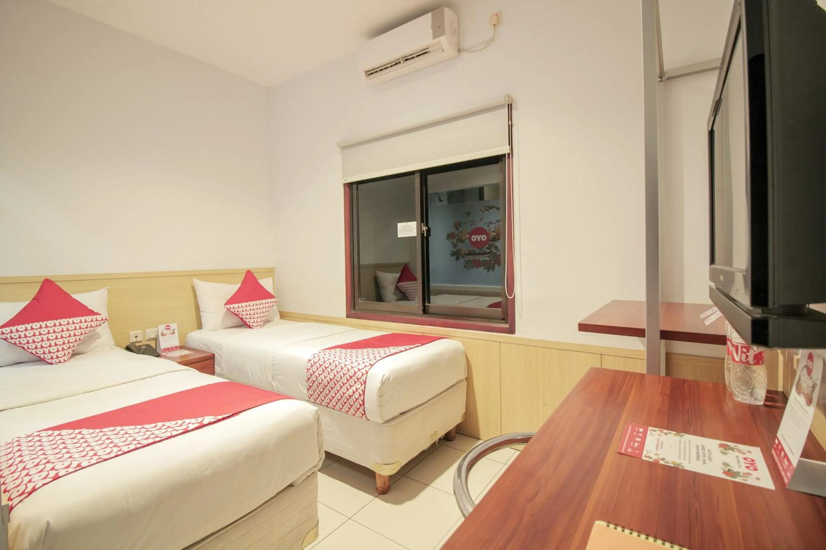 Bedroom in Collection O 295 Grha Ciumbuleuit Guest House