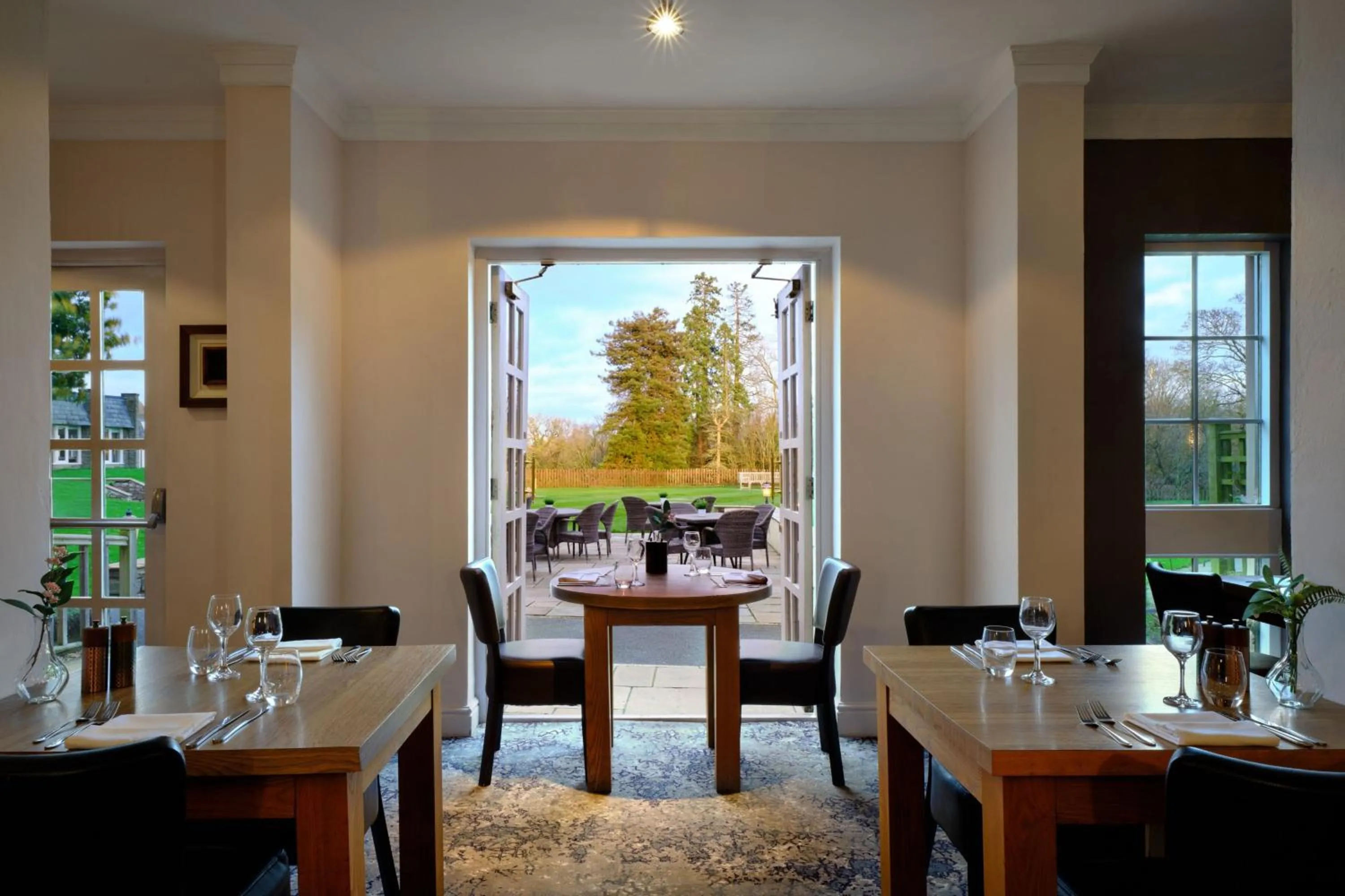 Restaurant/places to eat in Delta Hotels by Marriott St Pierre Country Club