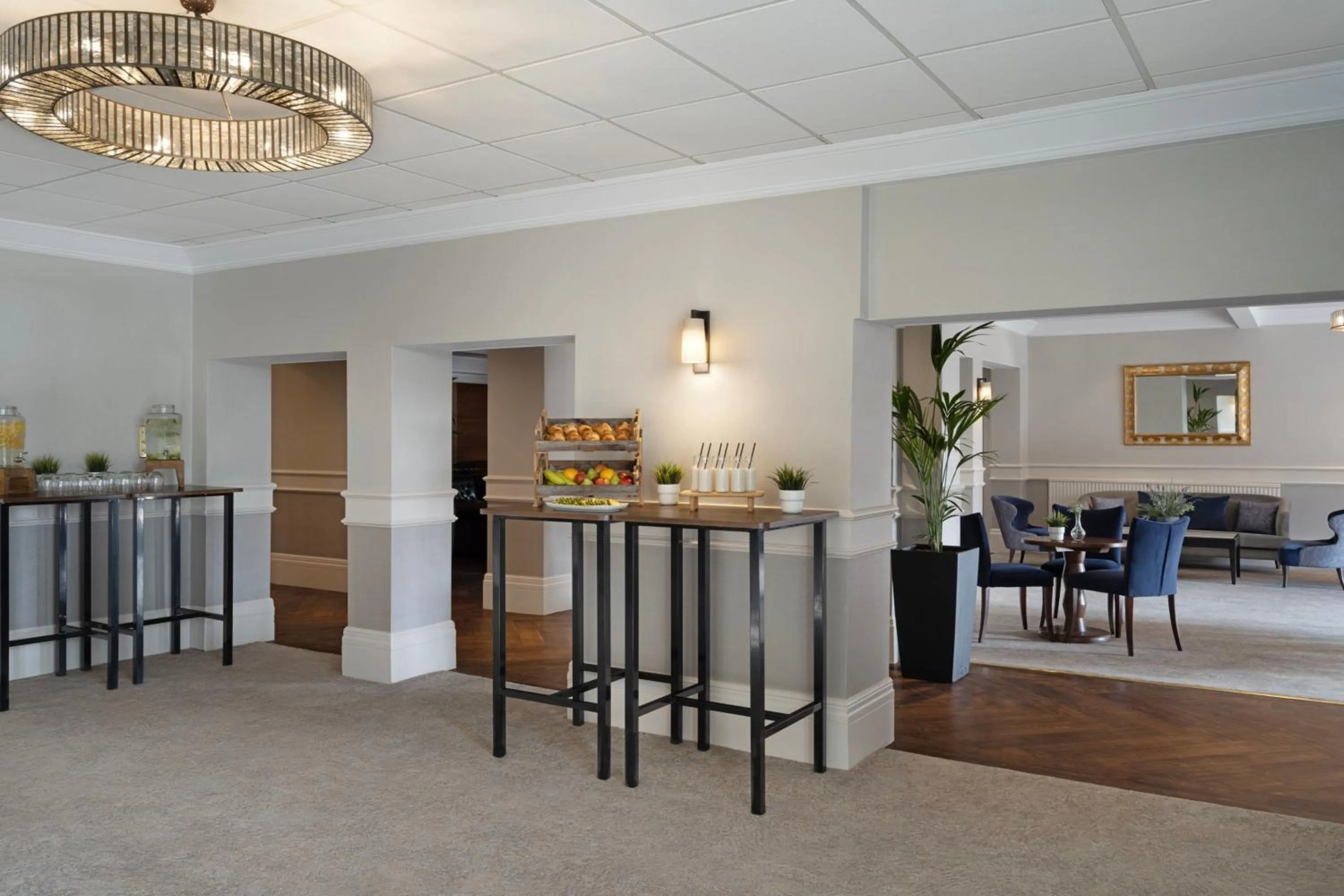 Meeting/conference room in Delta Hotels by Marriott St Pierre Country Club