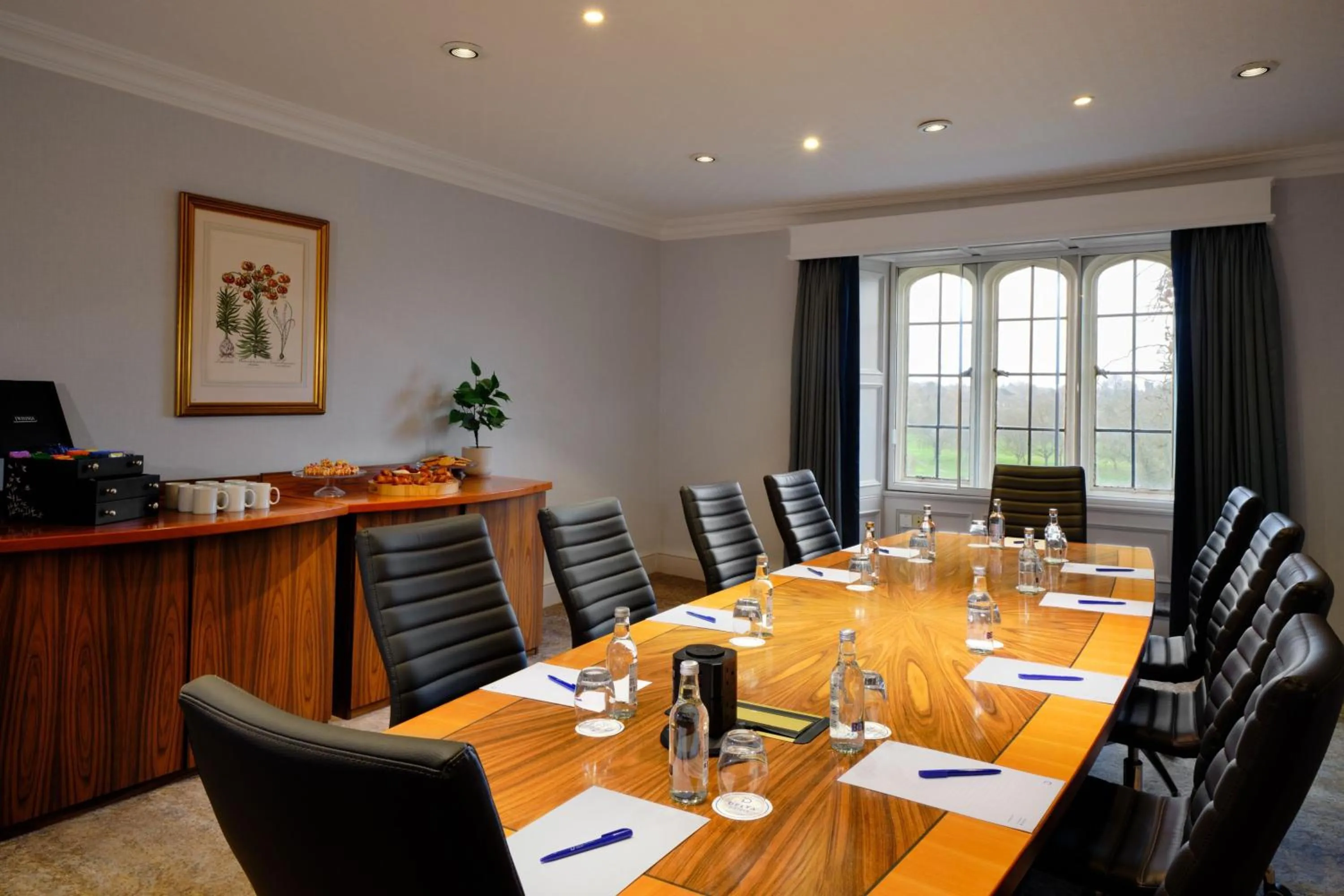 Meeting/conference room in Delta Hotels by Marriott St Pierre Country Club