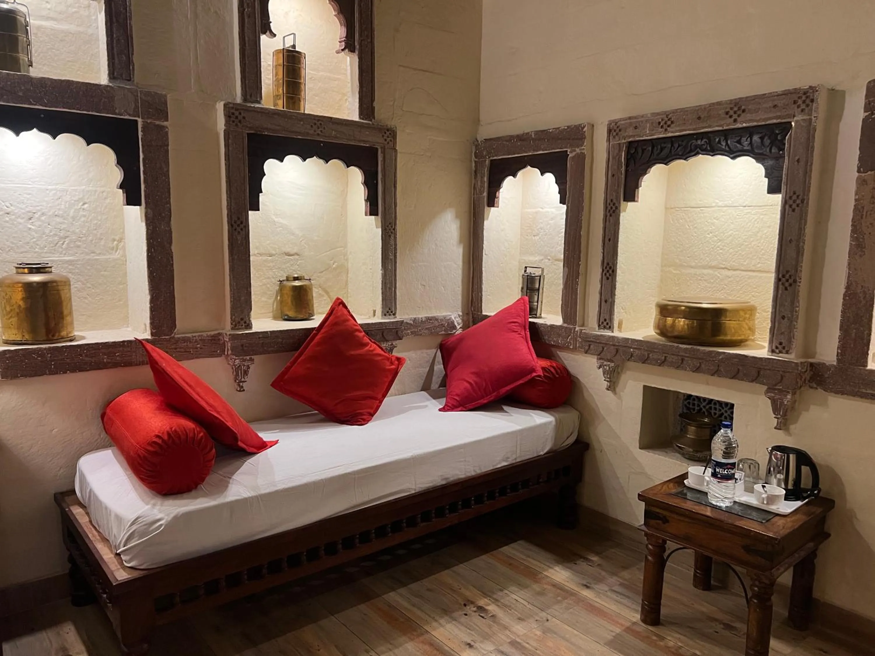 Bed in Juna Mahal Boutique Home Stay