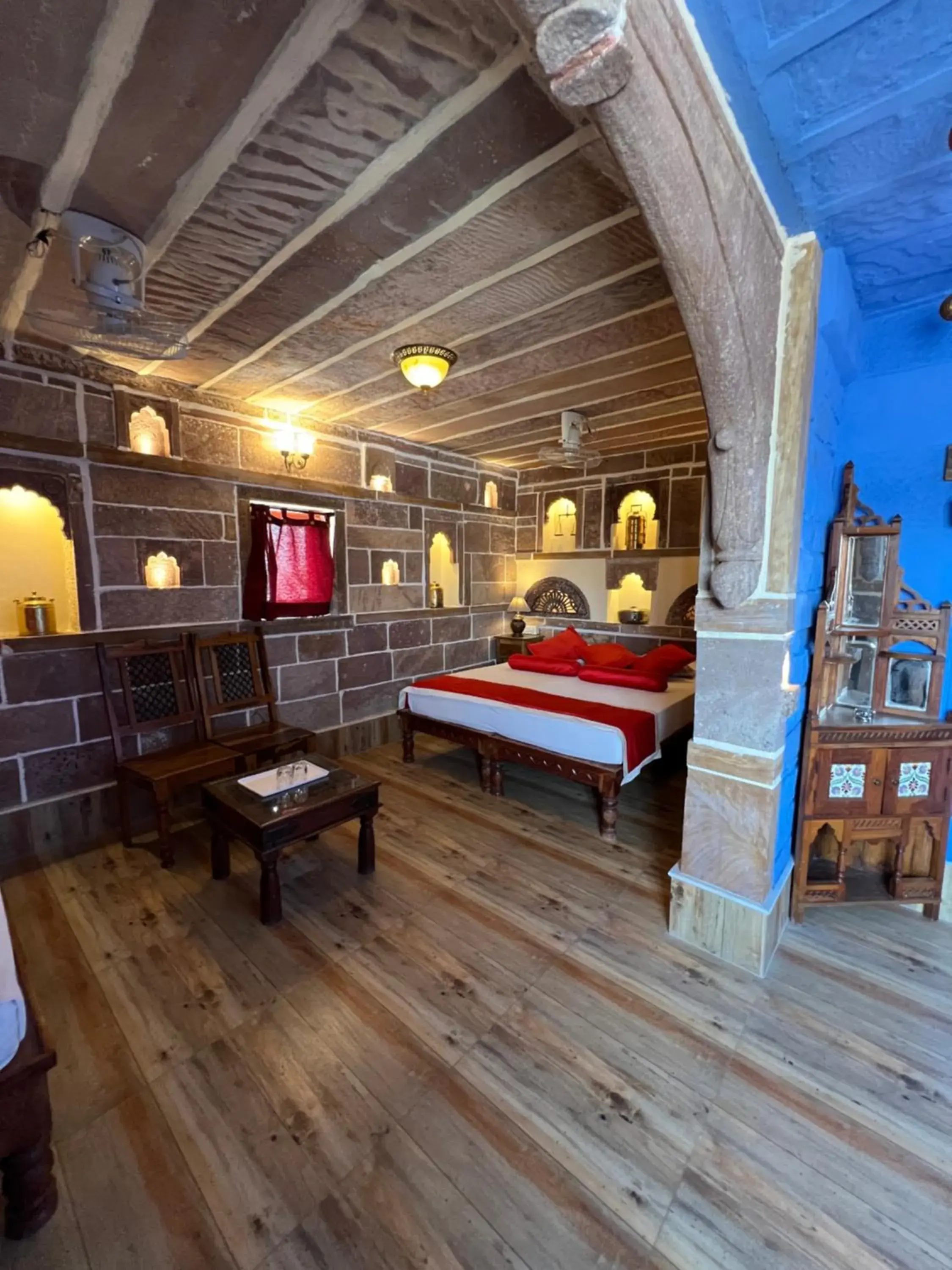 Family Room with Balcony in Juna Mahal Boutique Home Stay Family Room with Balcony in Juna Mahal Boutique Home Stay