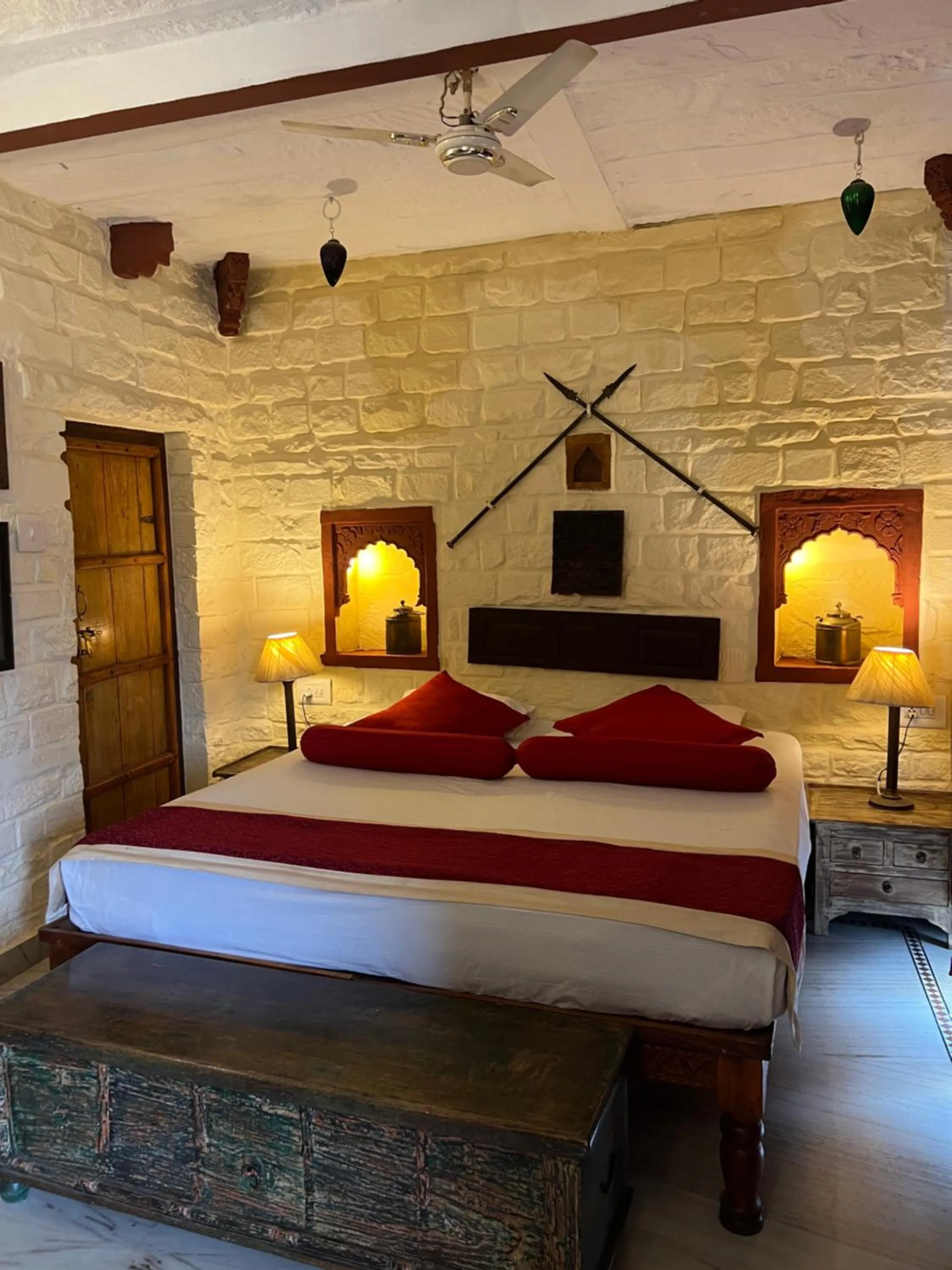 Photo of the whole room, Bed in Juna Mahal Boutique Home Stay