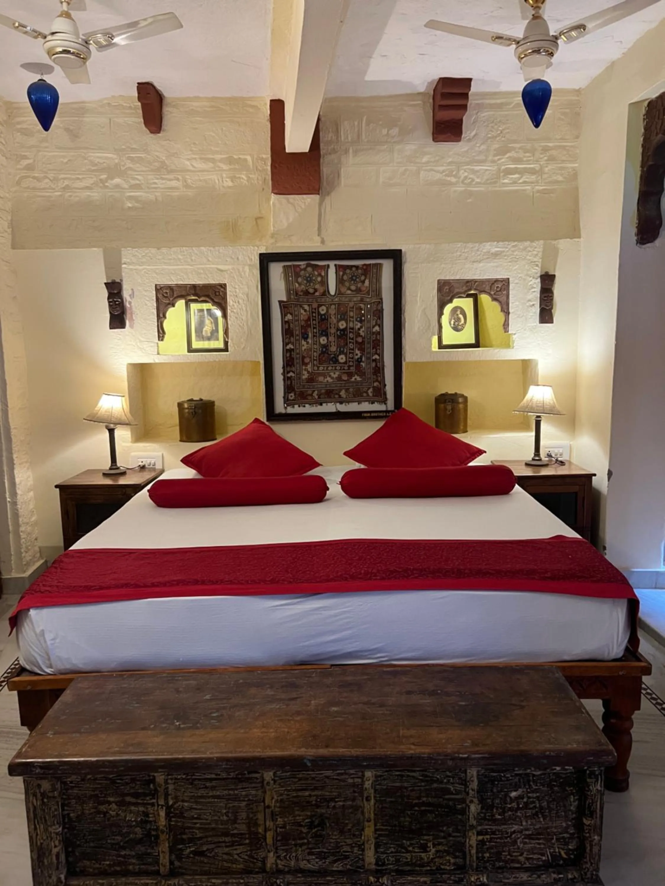 Photo of the whole room, Bed in Juna Mahal Boutique Home Stay
