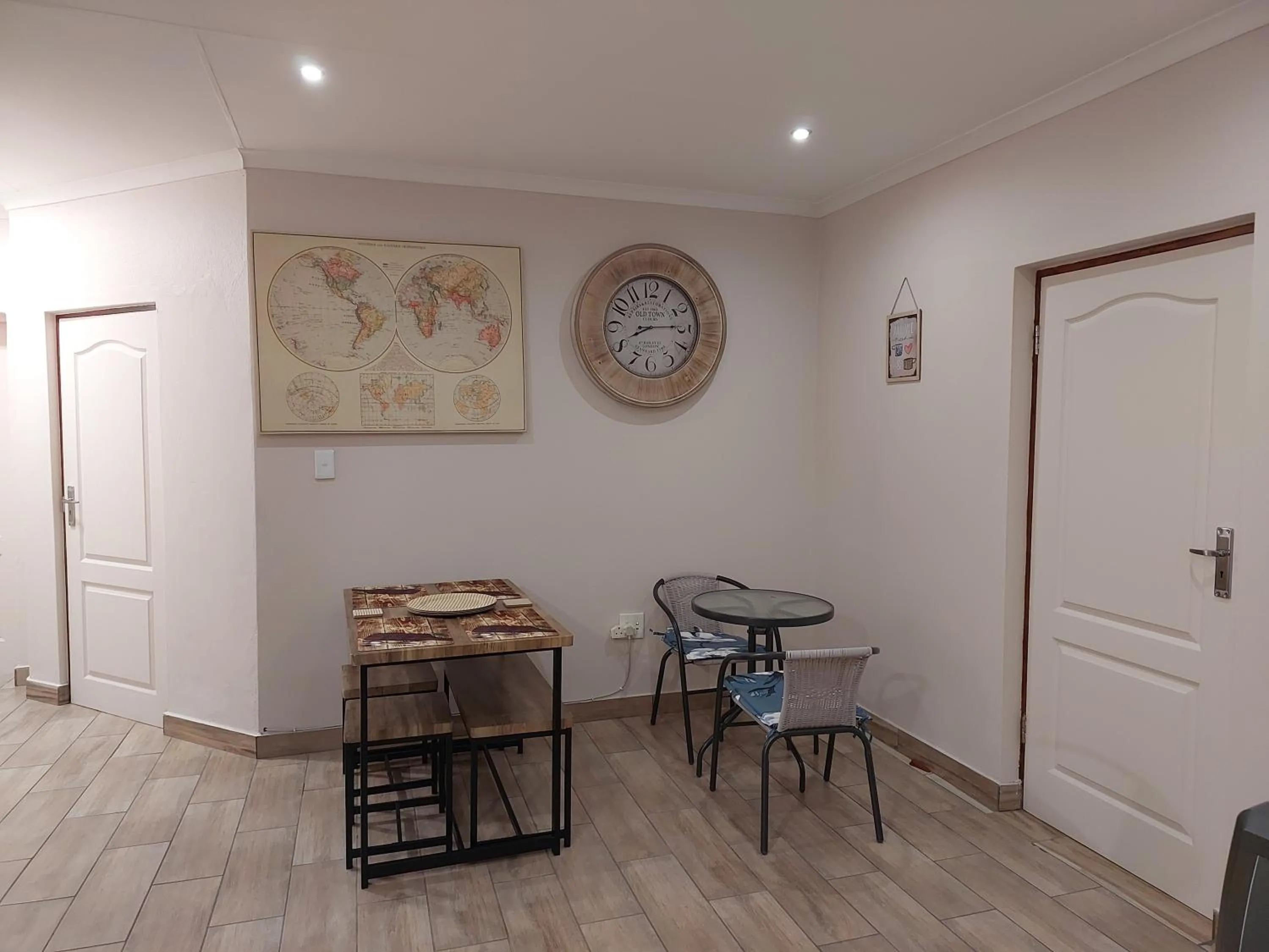 Twins Guest House Astoni