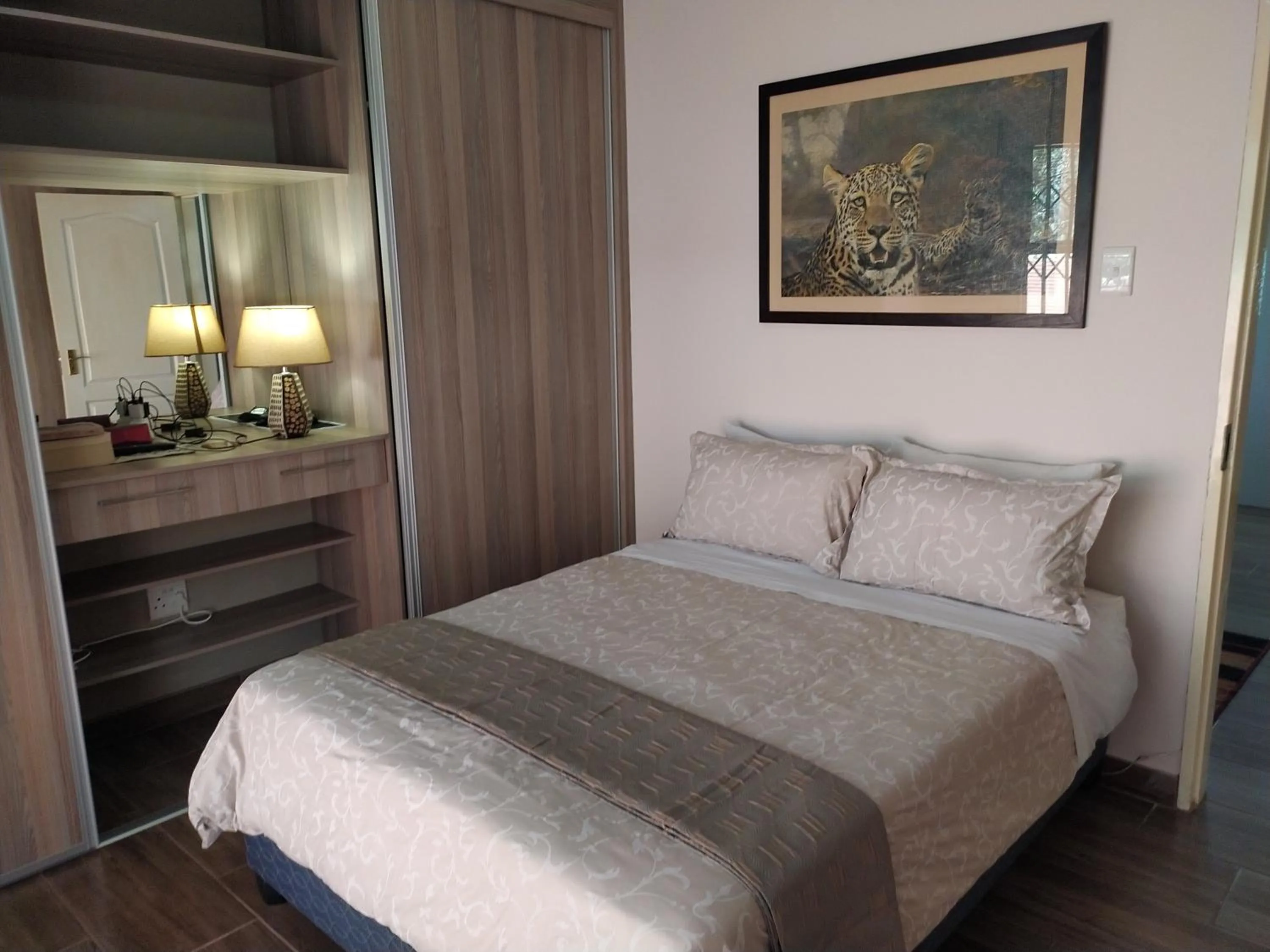 Bed in Twins Guest House Astoni
